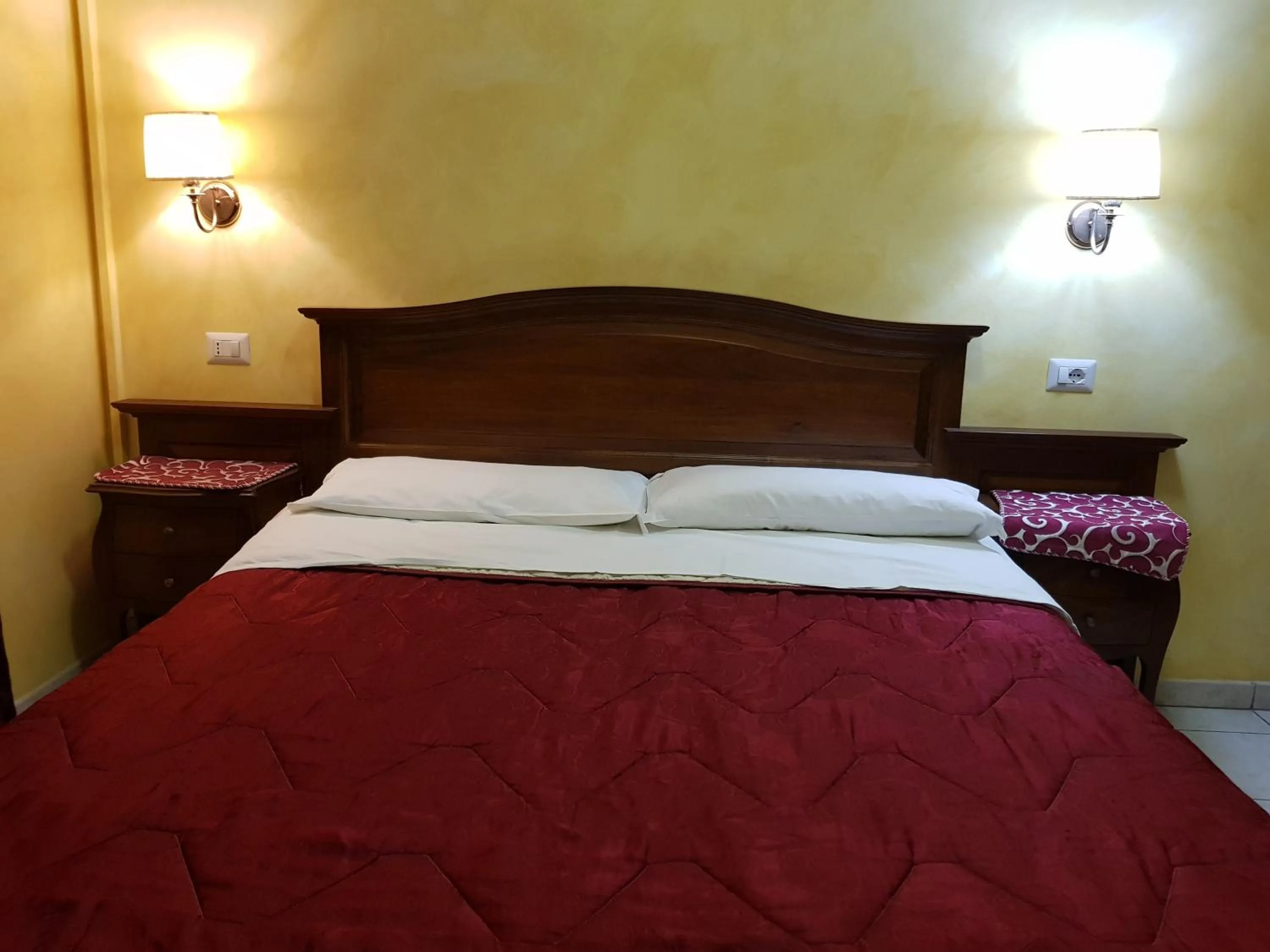 Bed in Pitagora House