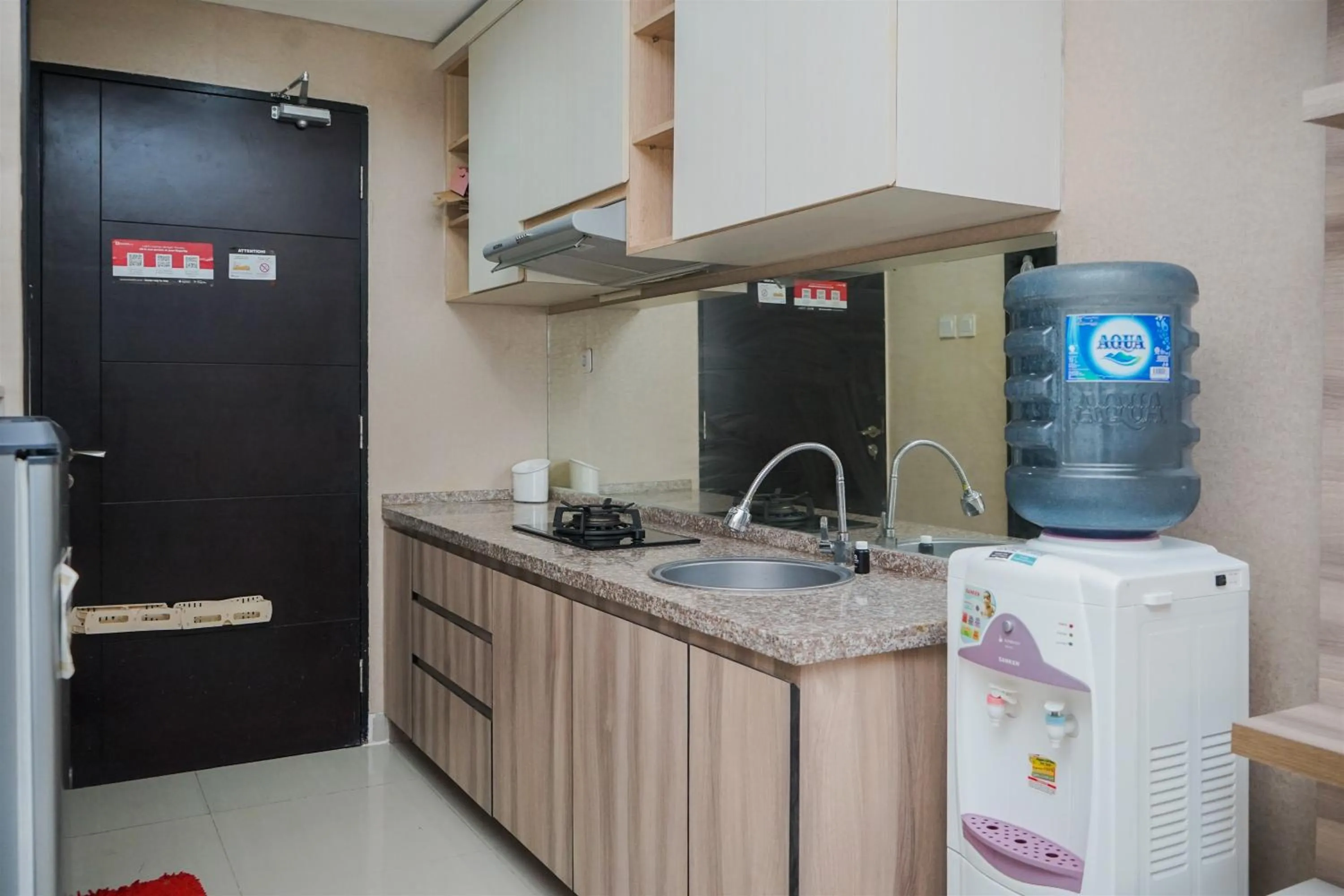 Cozy Stay Studio at Paramount Skyline Apartment By Travelio