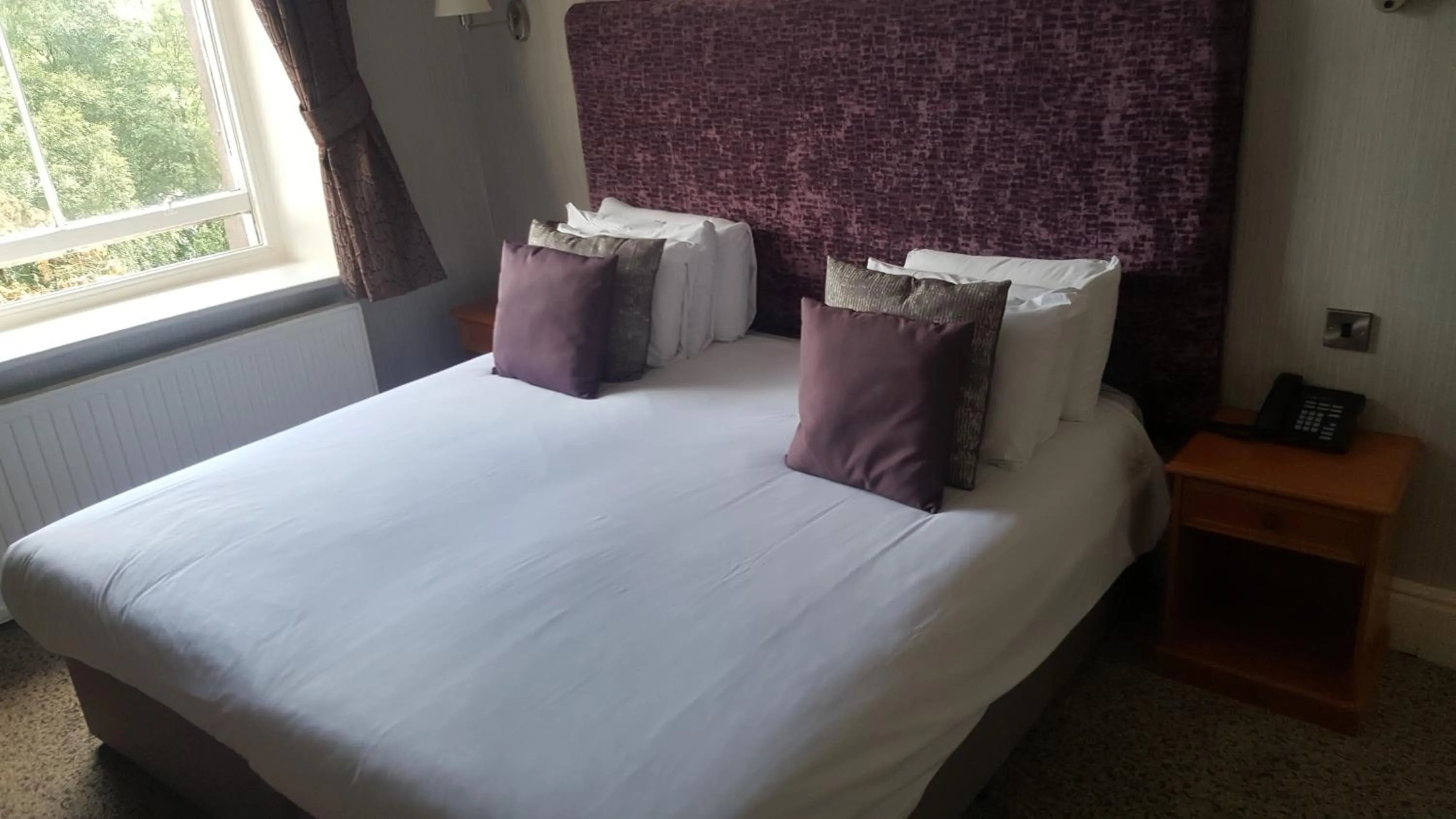 Bed in Keswick Country House Hotel