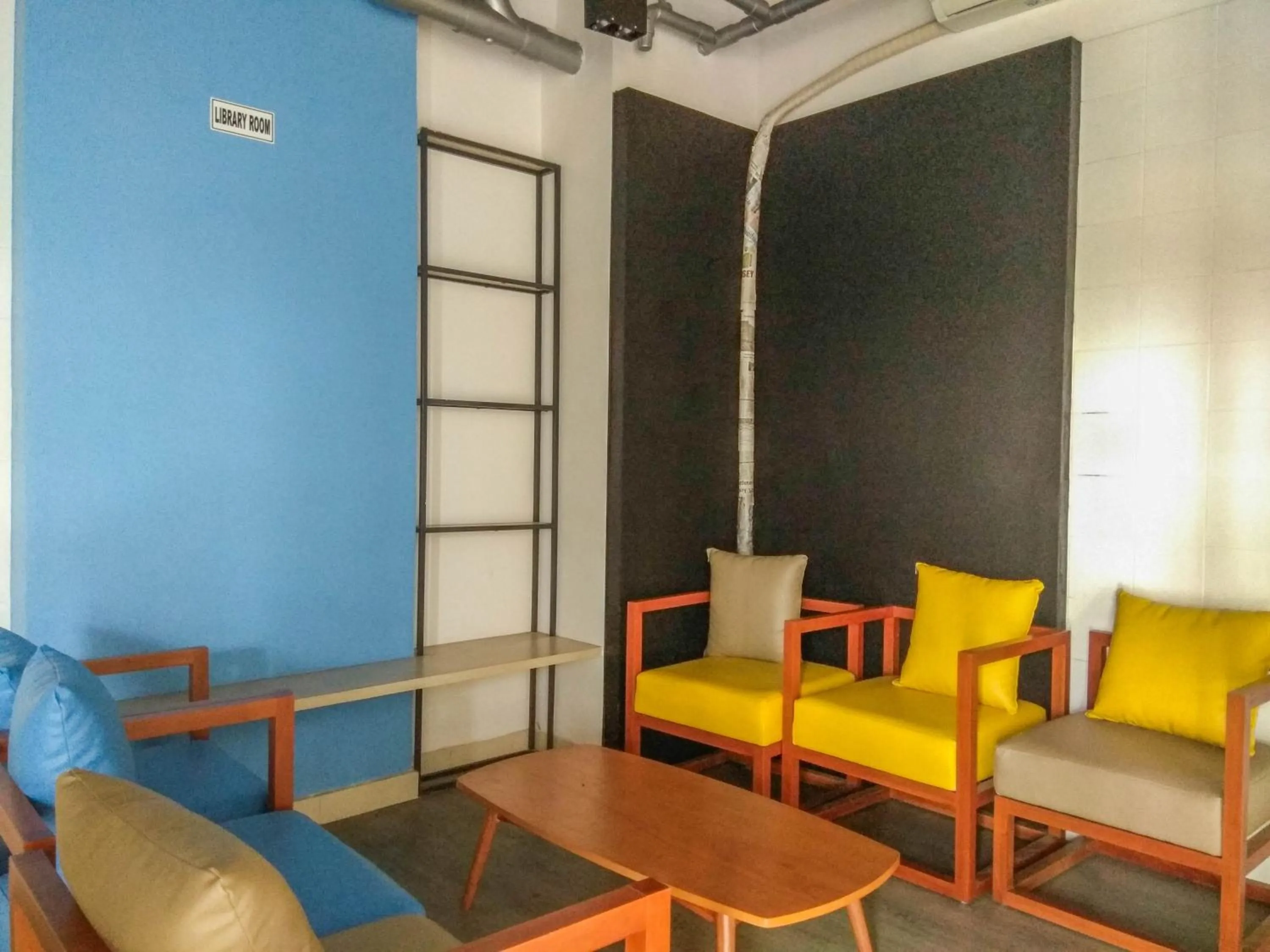 Comfy and Tidy Studio at Dave Apartment By Travelio