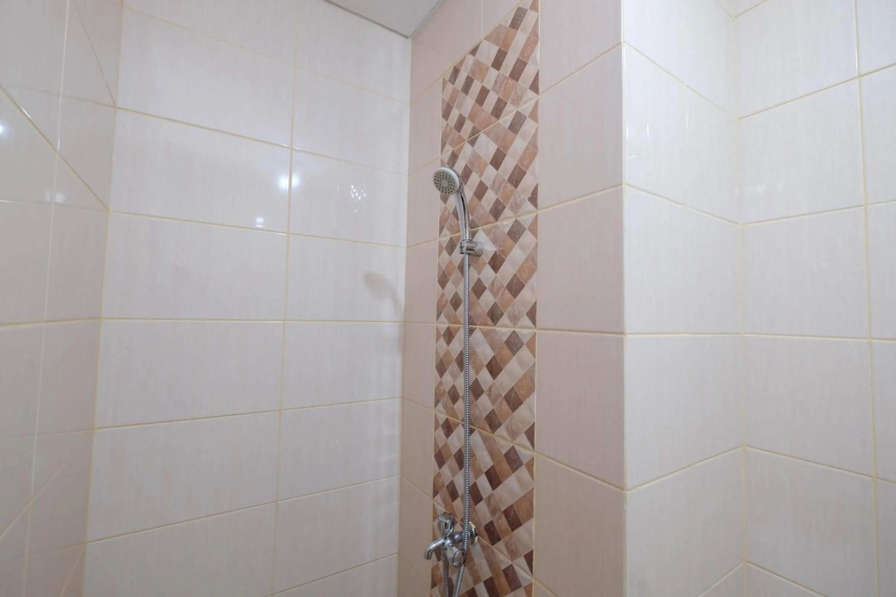 Comfy and Tidy Studio at Dave Apartment By Travelio