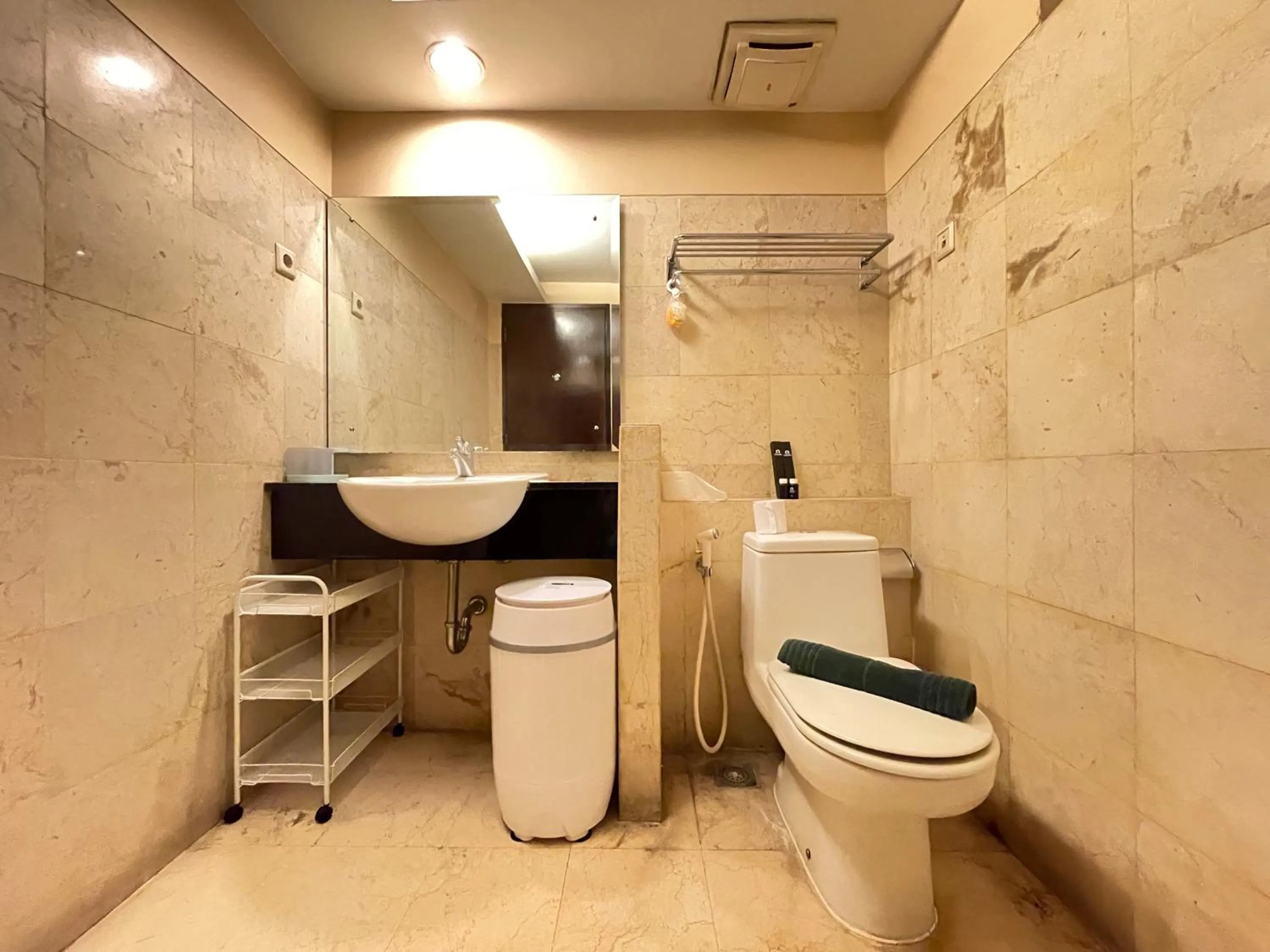 Strategic and Spacious 2BR at Apartment Braga City Walk By Travelio