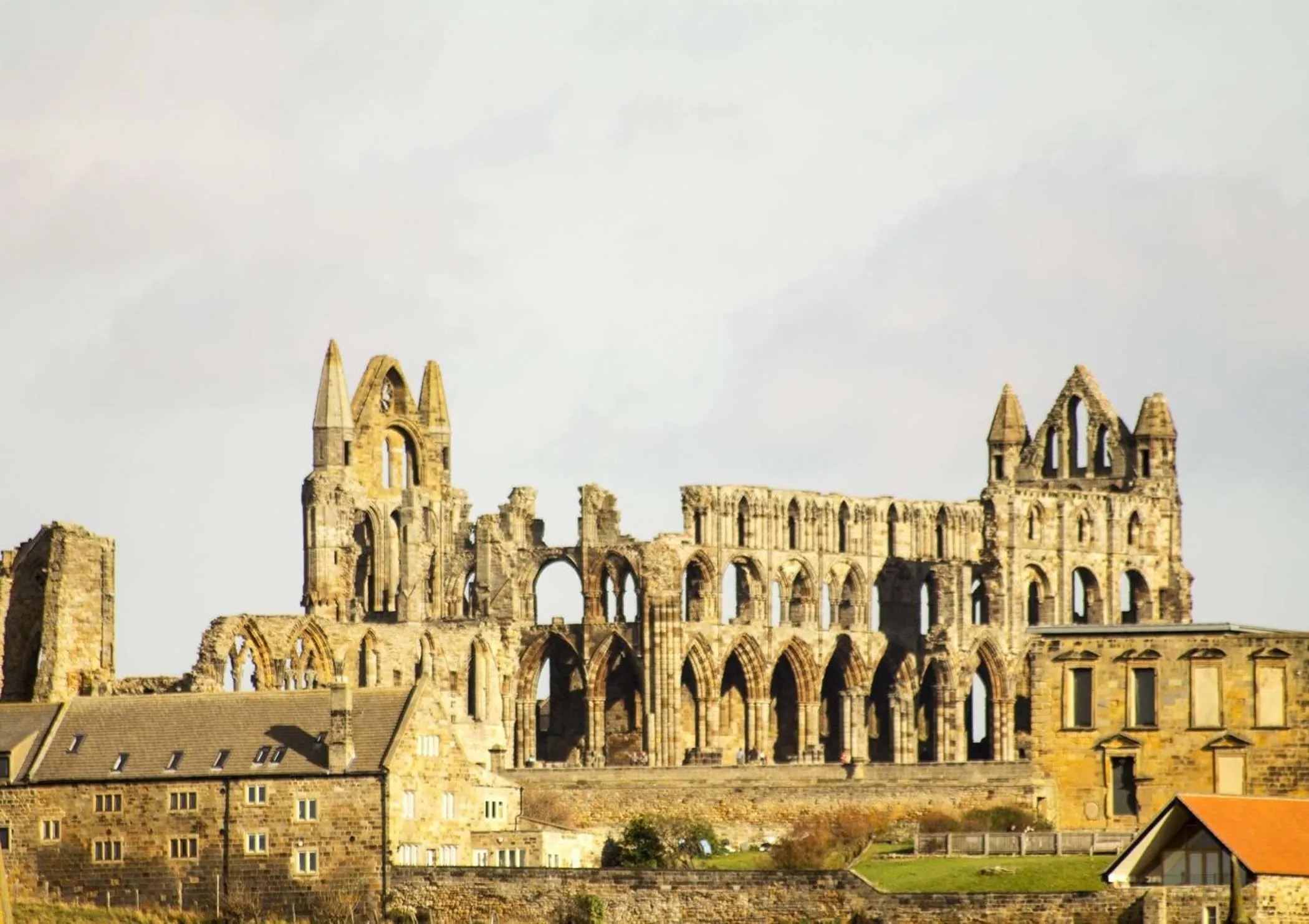 Hiking in Arundel House