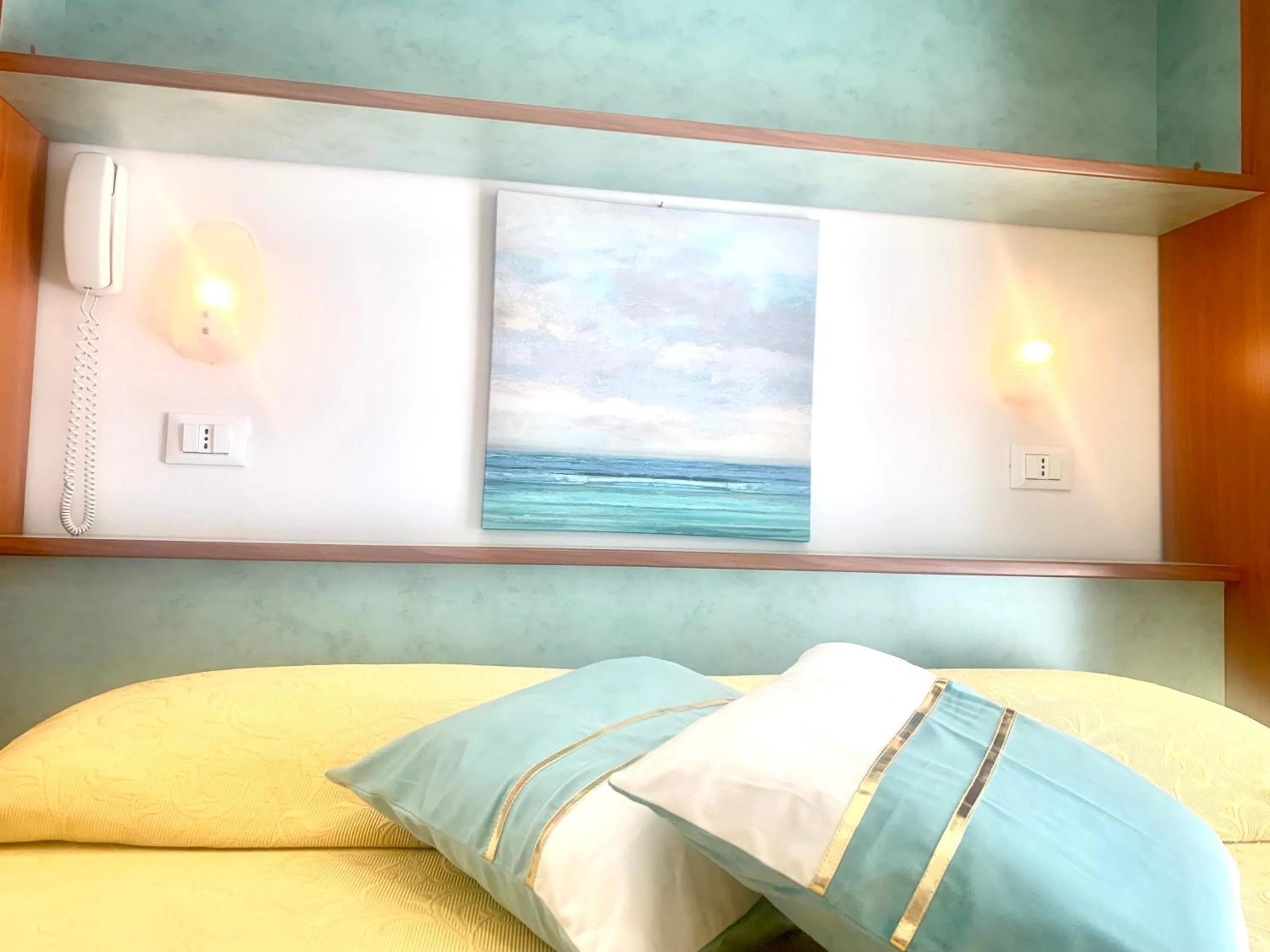 Bed in Hotel Atlantic