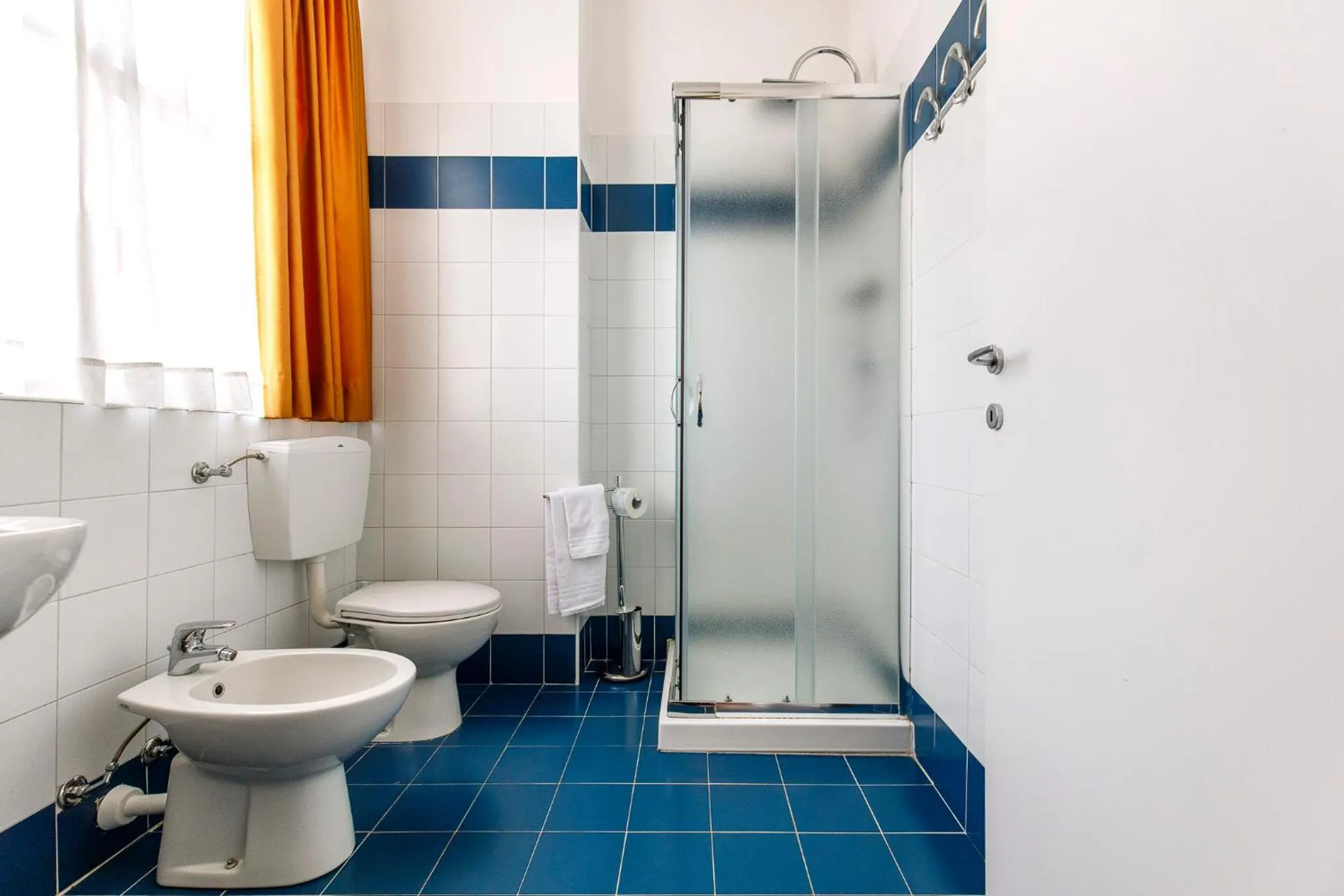 Toilet in Residence 2Gi