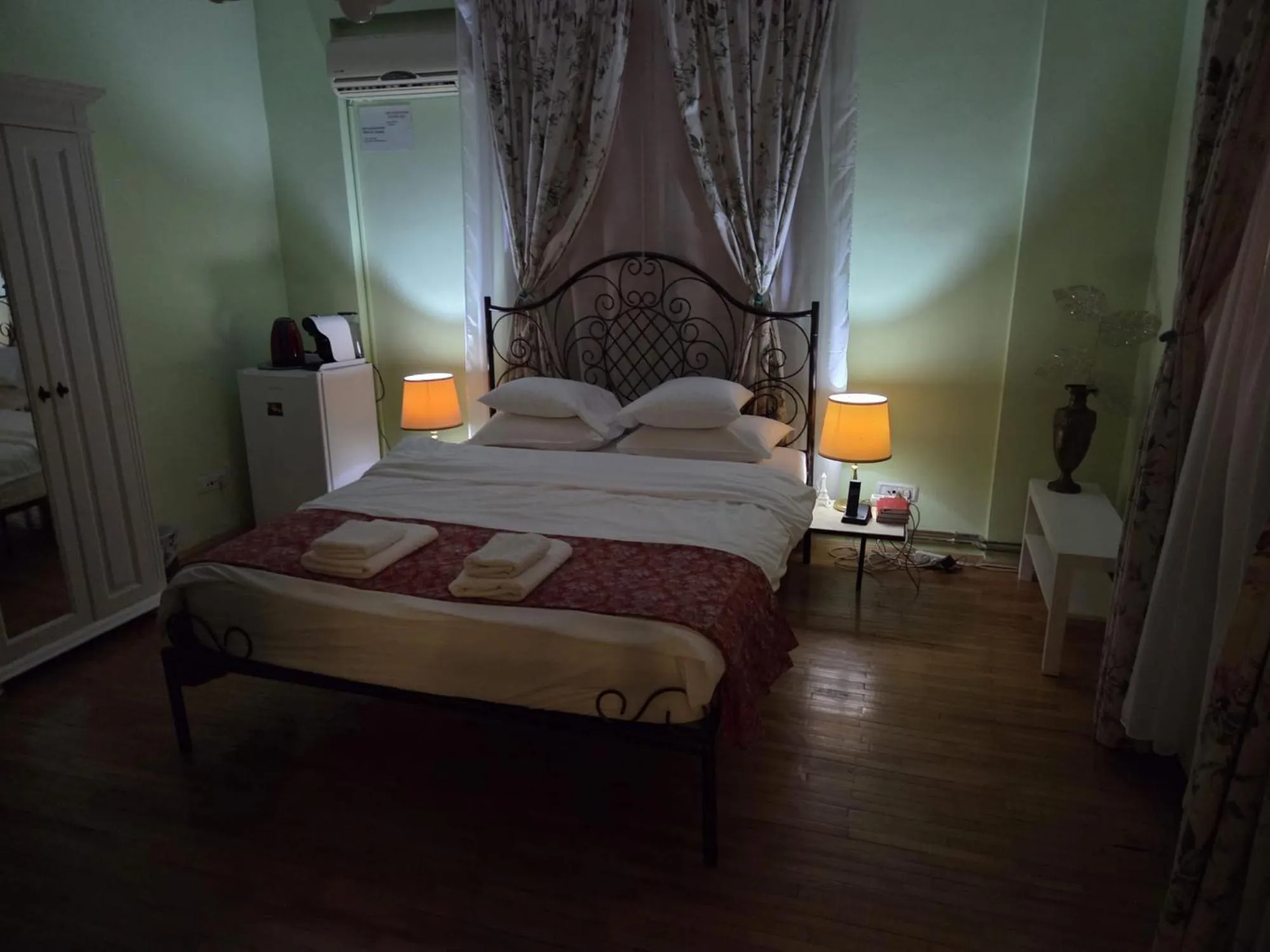 Bed in Bucharest Boutique Accommodation by Hotels