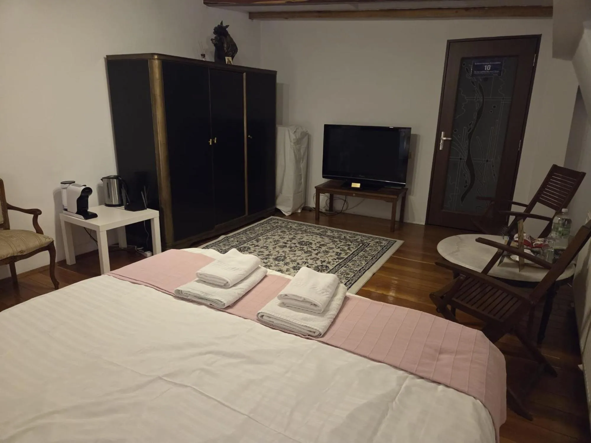 Bed in Bucharest Boutique Accommodation by Hotels