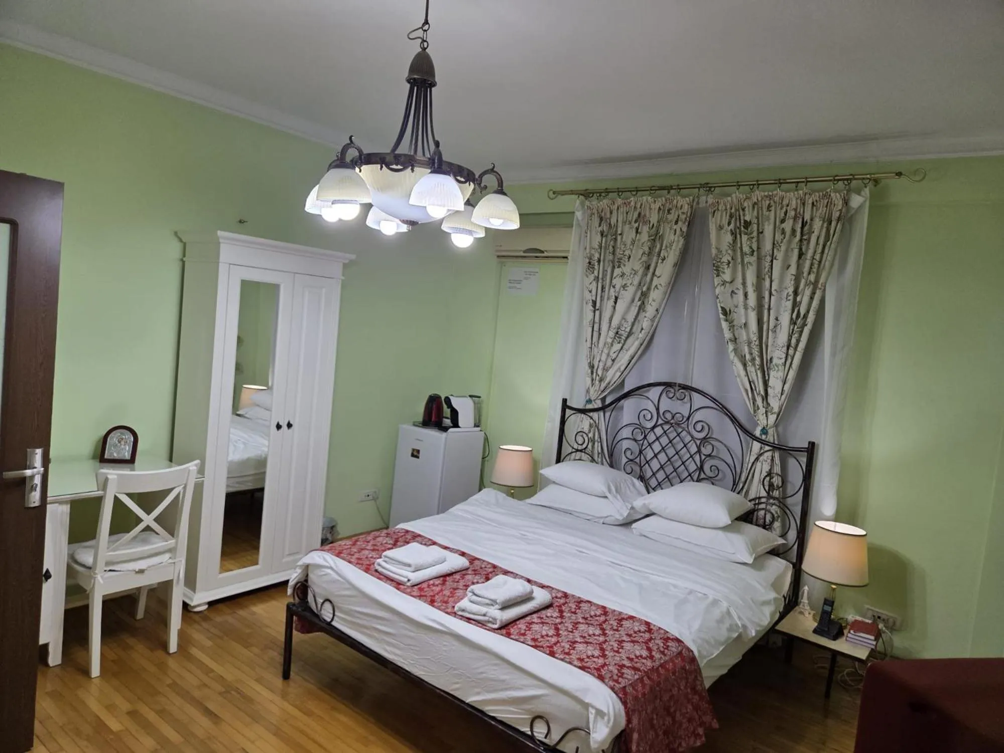 Bed in Bucharest Boutique Accommodation by Hotels