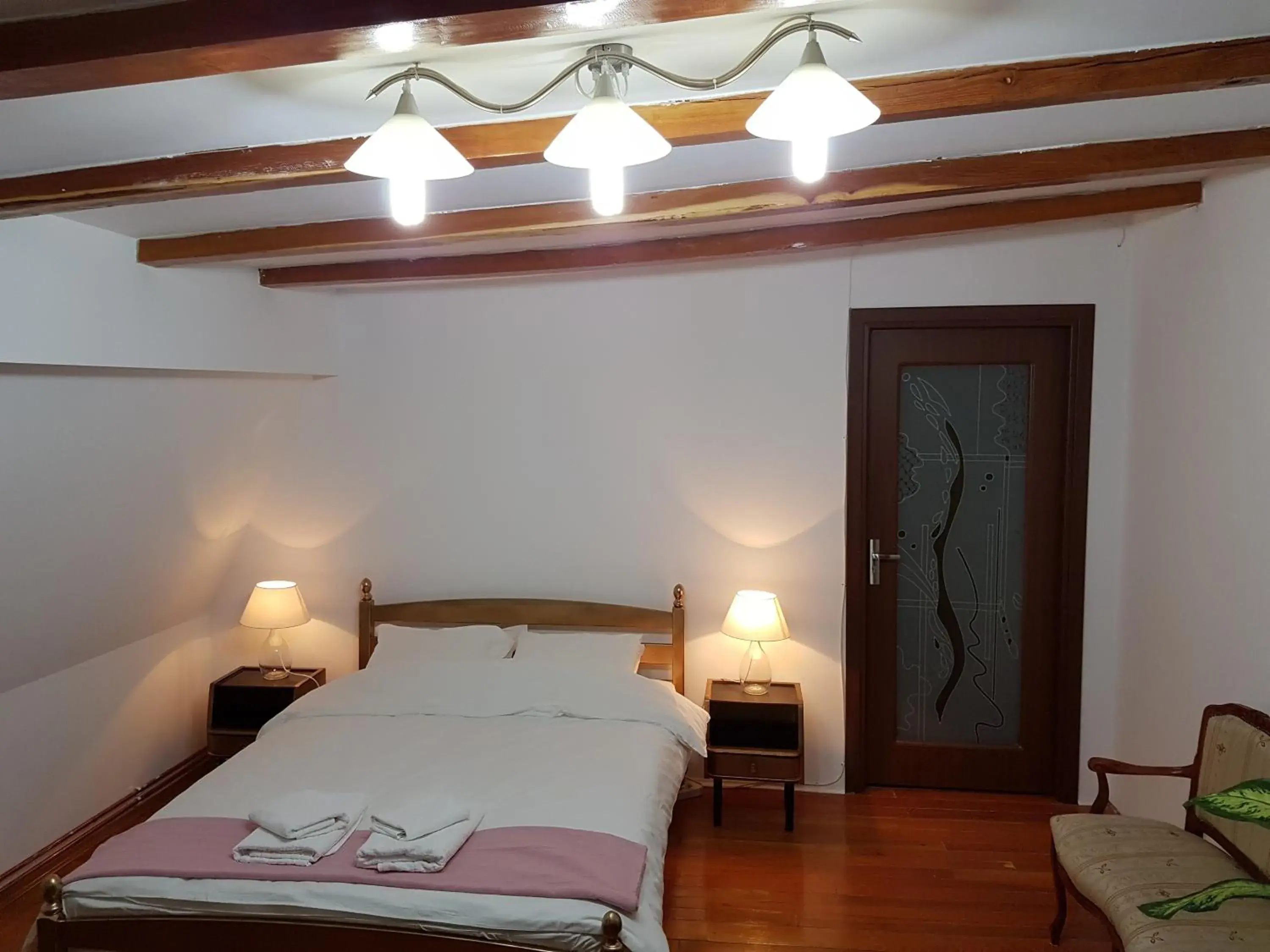 Madrid Suite in Bucharest Boutique Accommodation by Hotels Madrid Suite in Bucharest Boutique Accommodation by Hotels