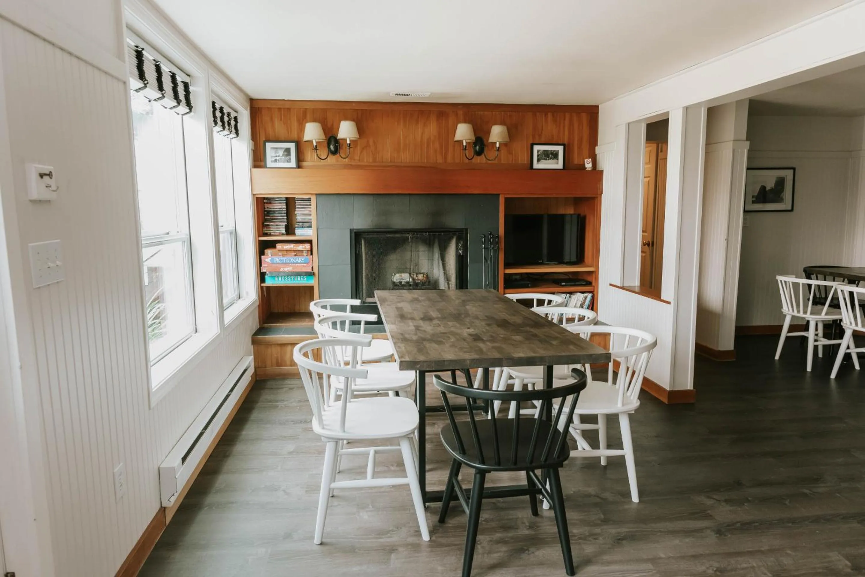 Dining area in The Inn at Arch Cape
