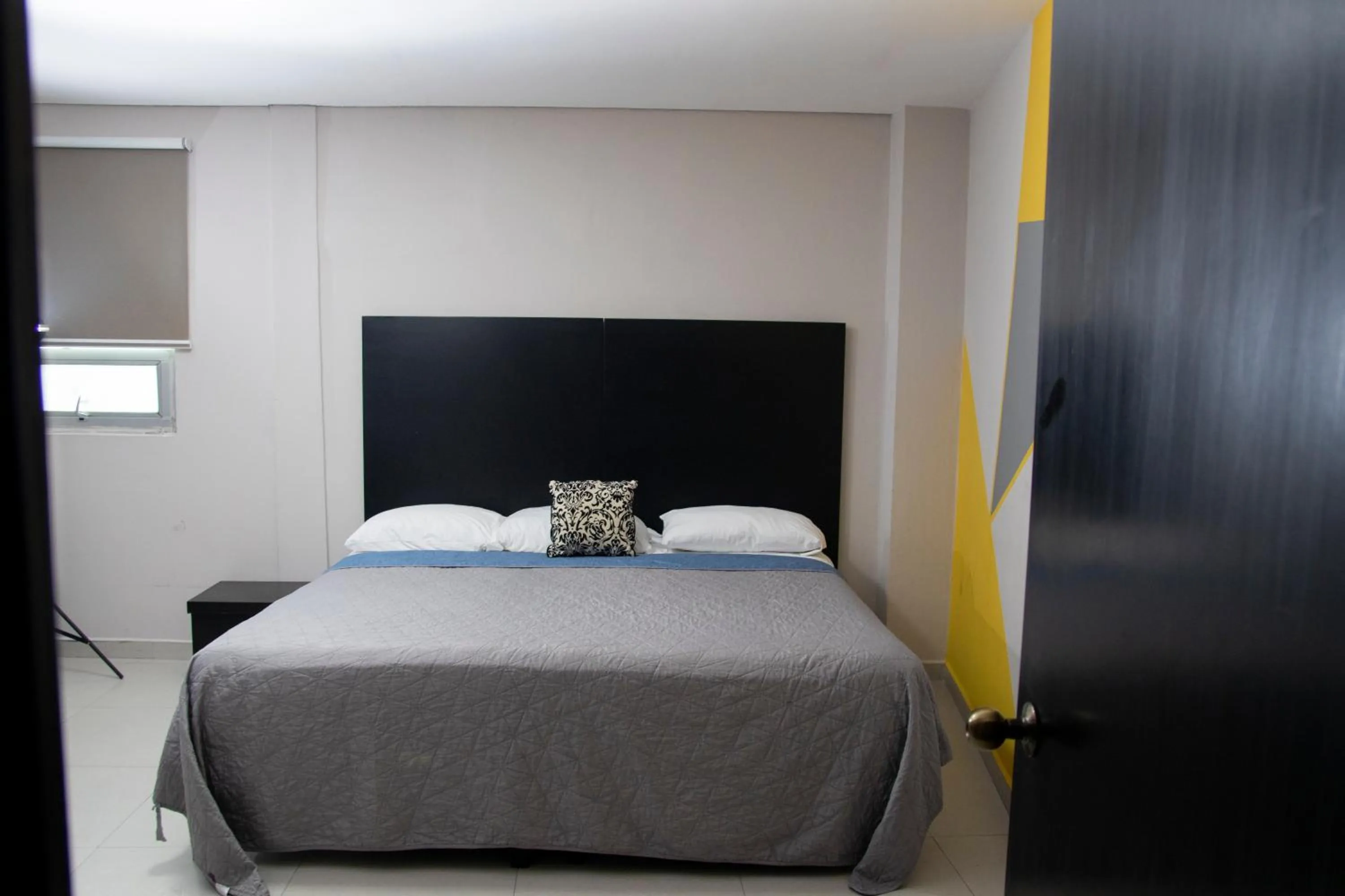 Photo of the whole room, Bed in Hotel HAUS Express