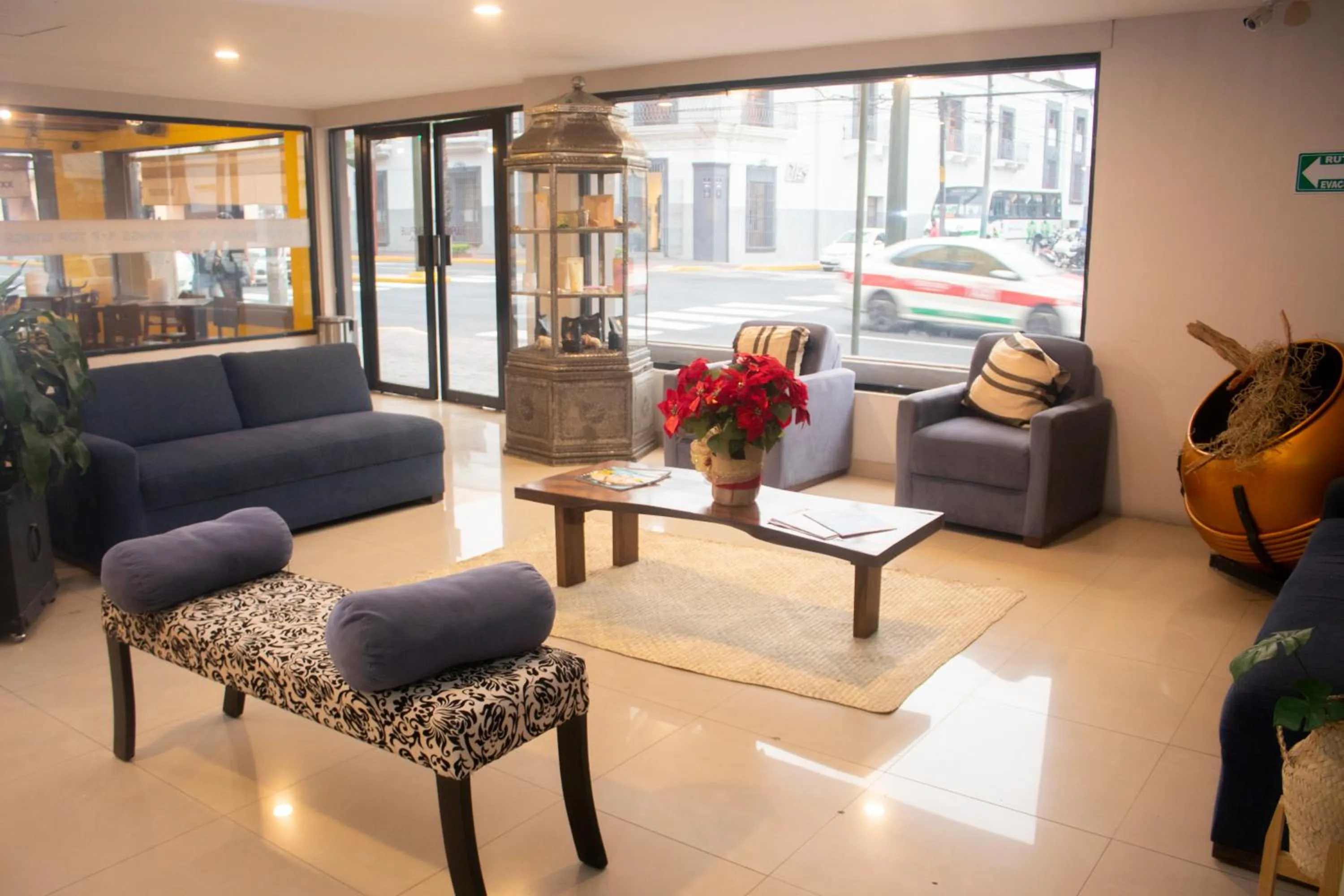 Lobby or reception in Hotel HAUS Express