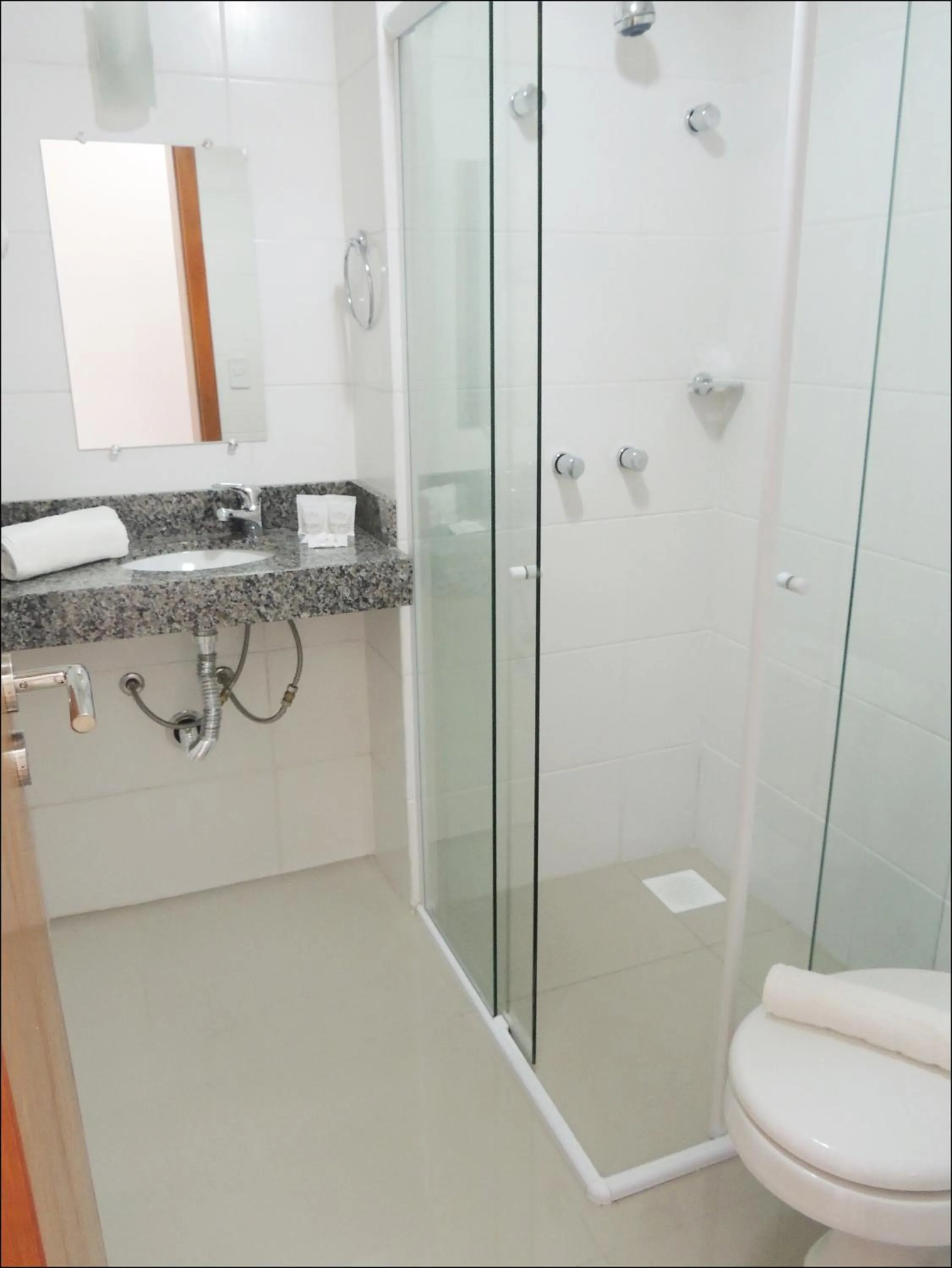 Bathroom in Pousada Molhes da Barra