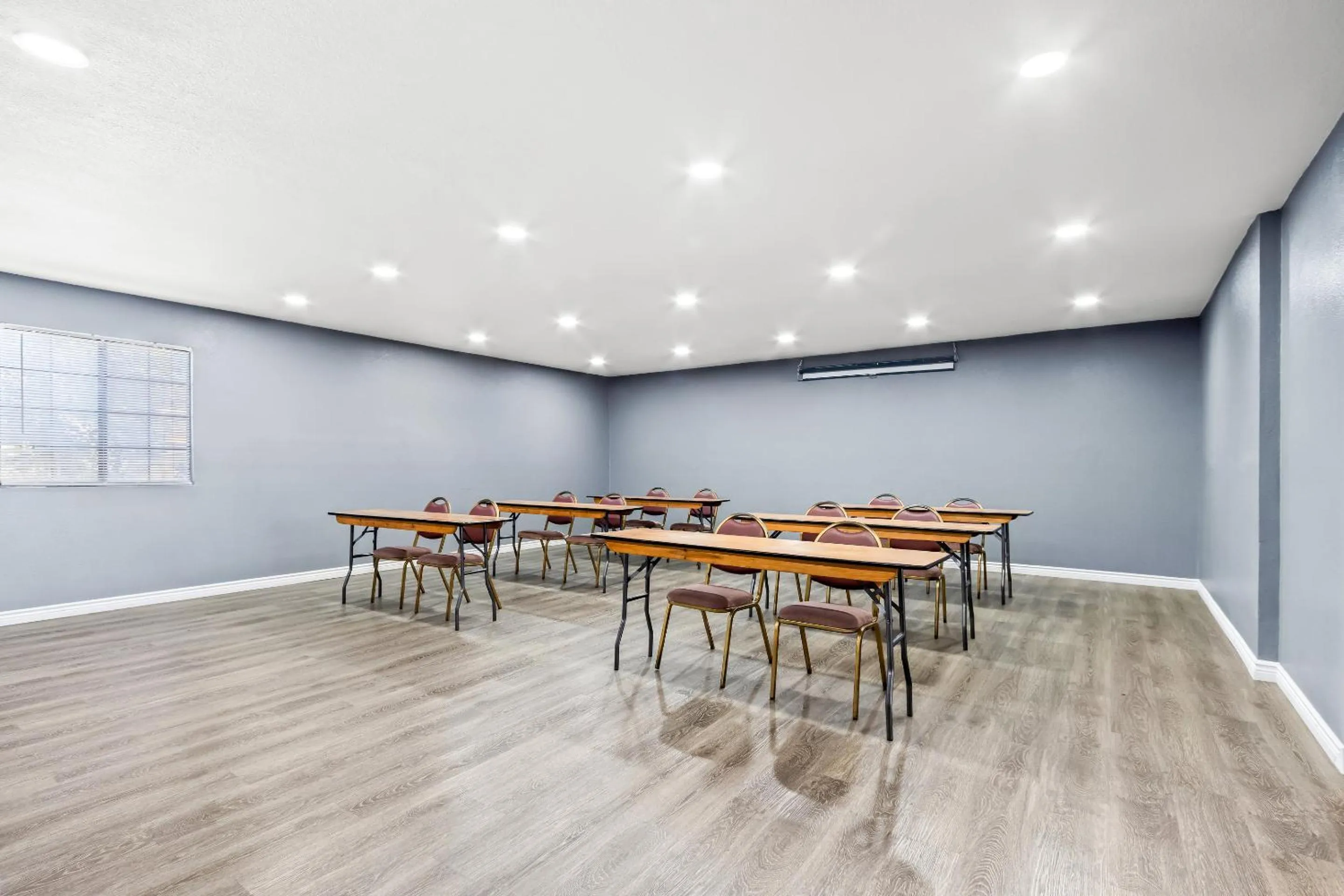 Meeting/conference room in Red Roof Inn Ridgecrest