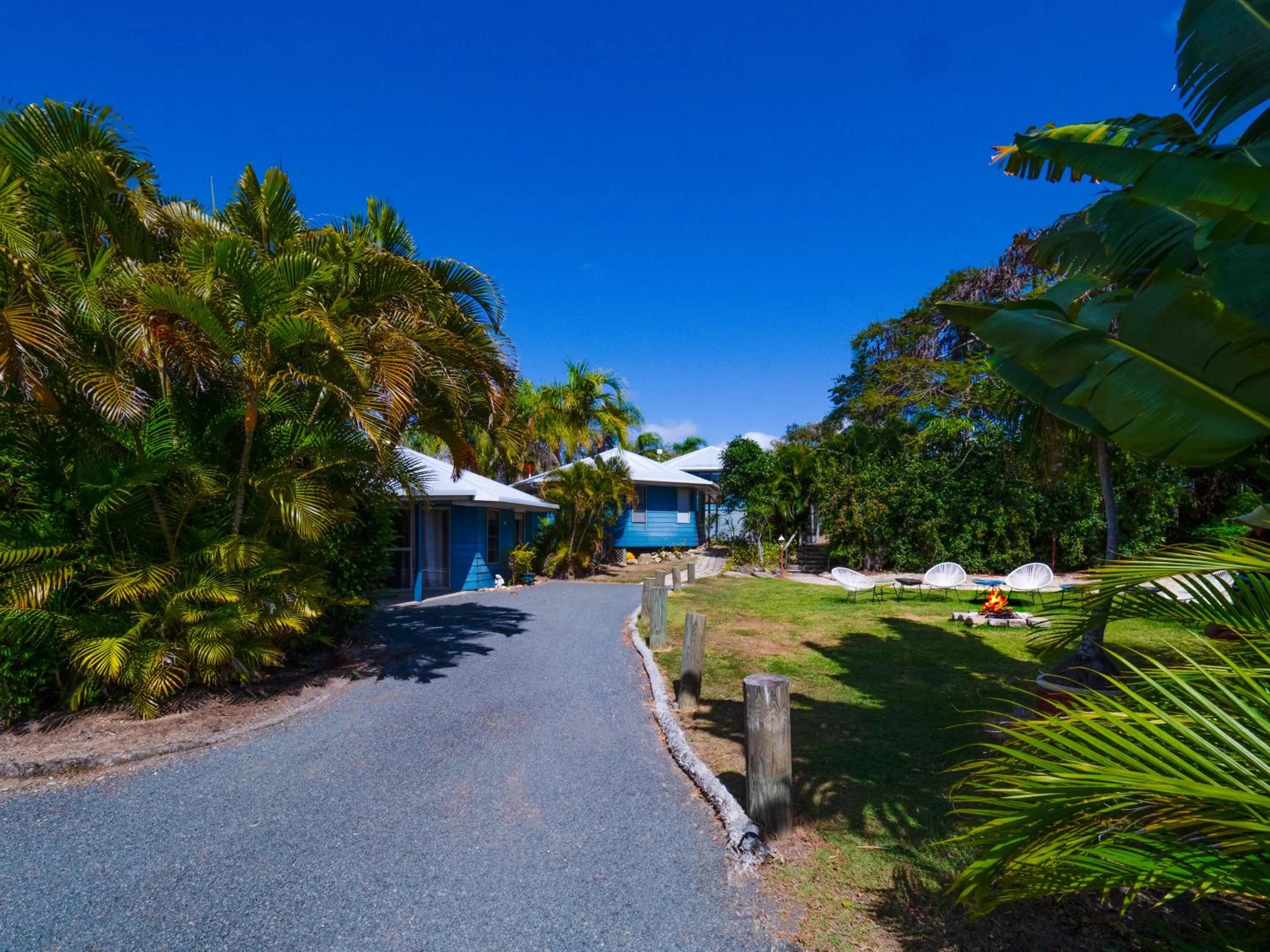 Garden in Boyne Island Motel and Villas