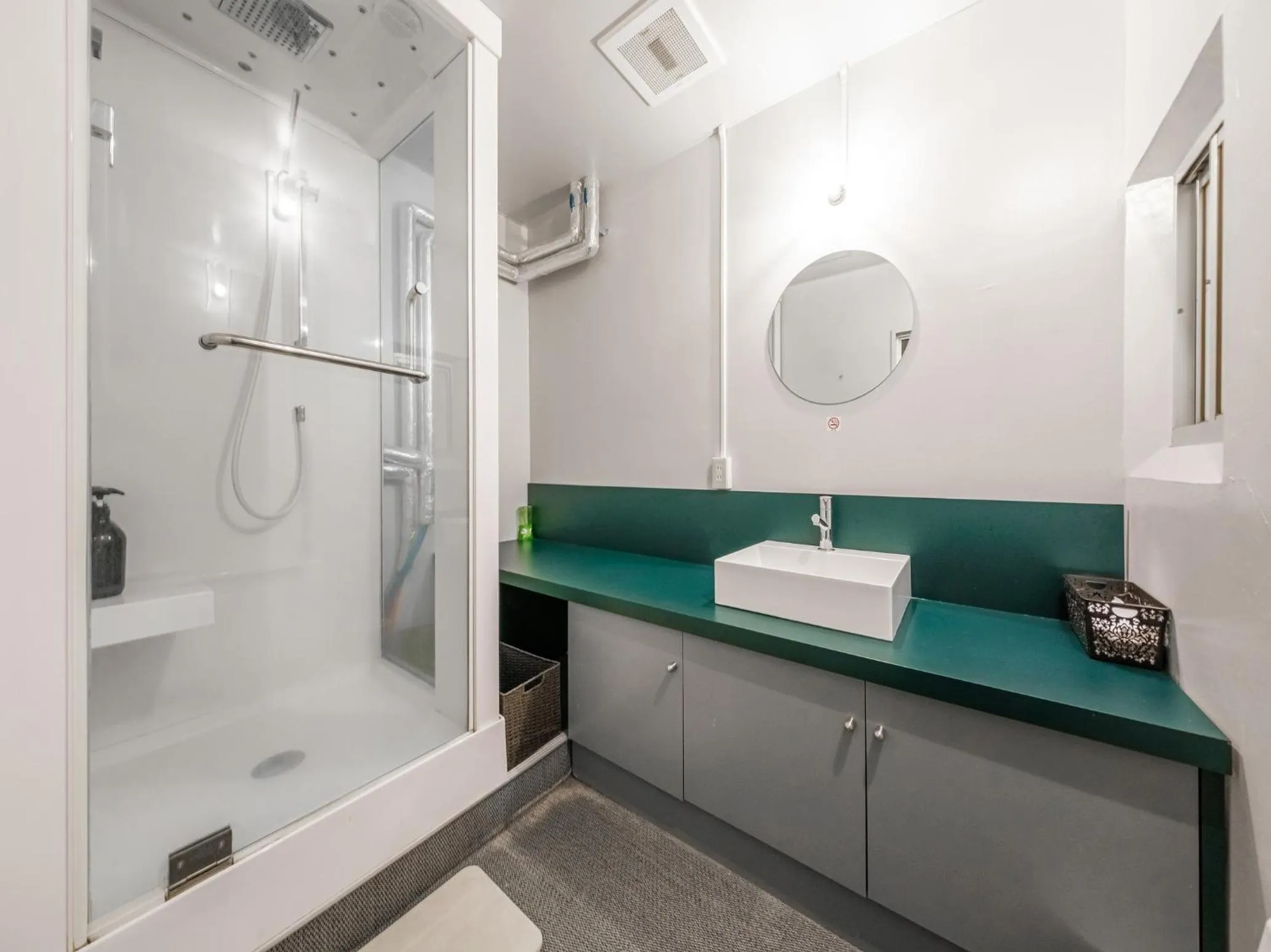 Shower in Tabist THE GREEN OTARU