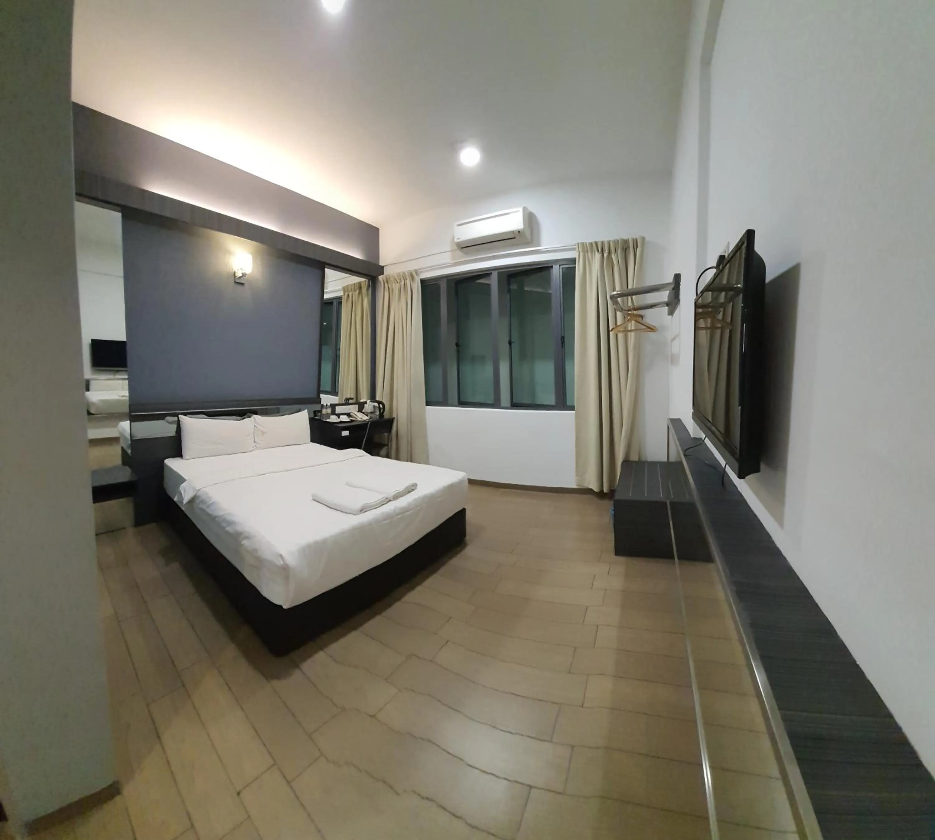 Bed in Hotel Golden View Nilai