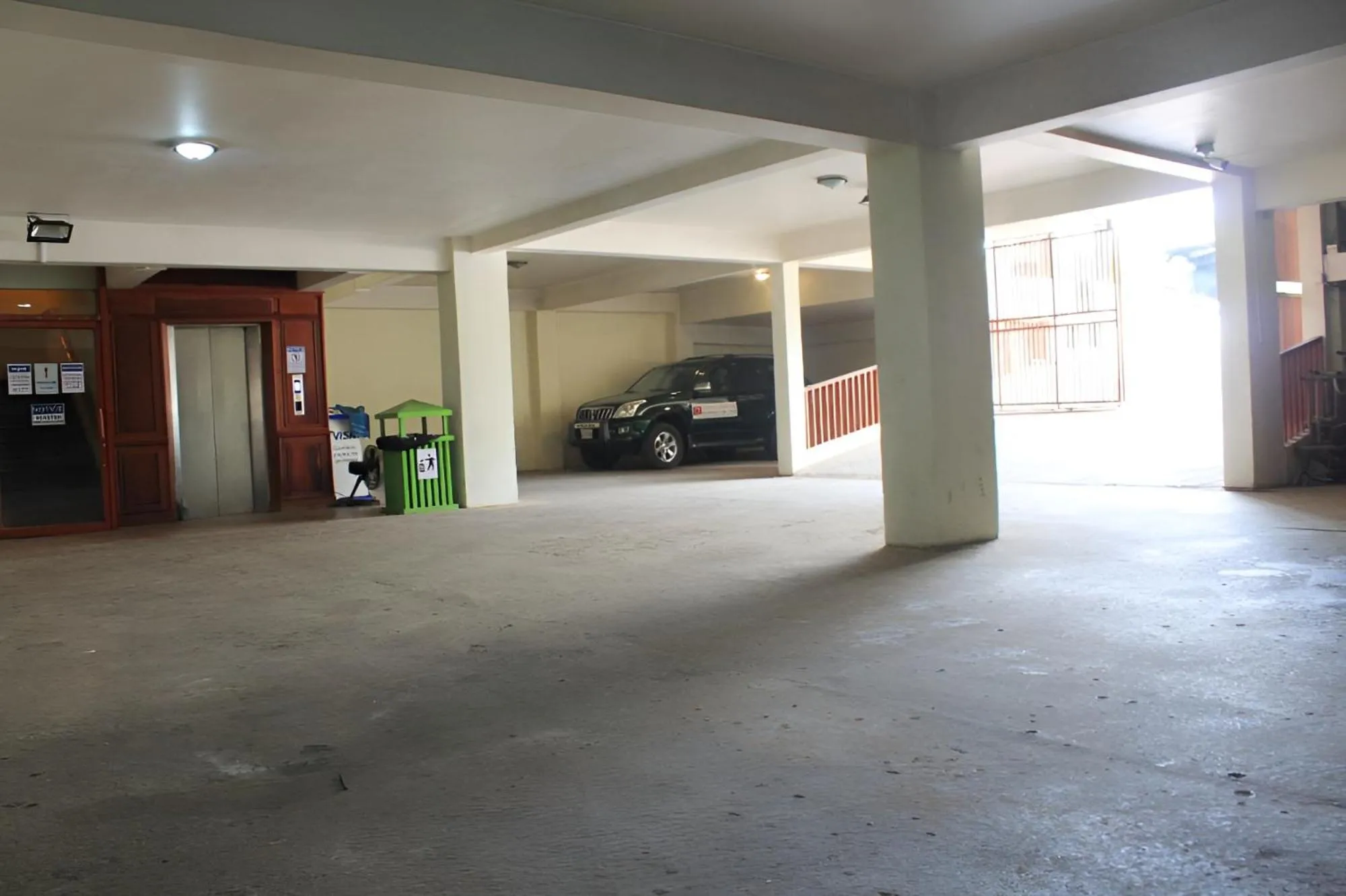 Parking in Cheathata CTS Hotel Siem Reap