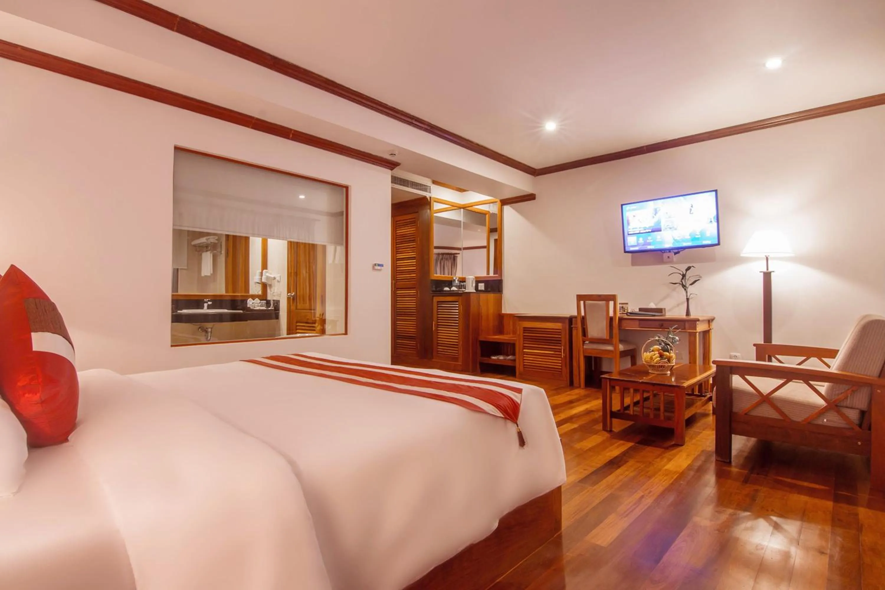 TV and multimedia, Bed in Cheathata CTS Hotel Siem Reap
