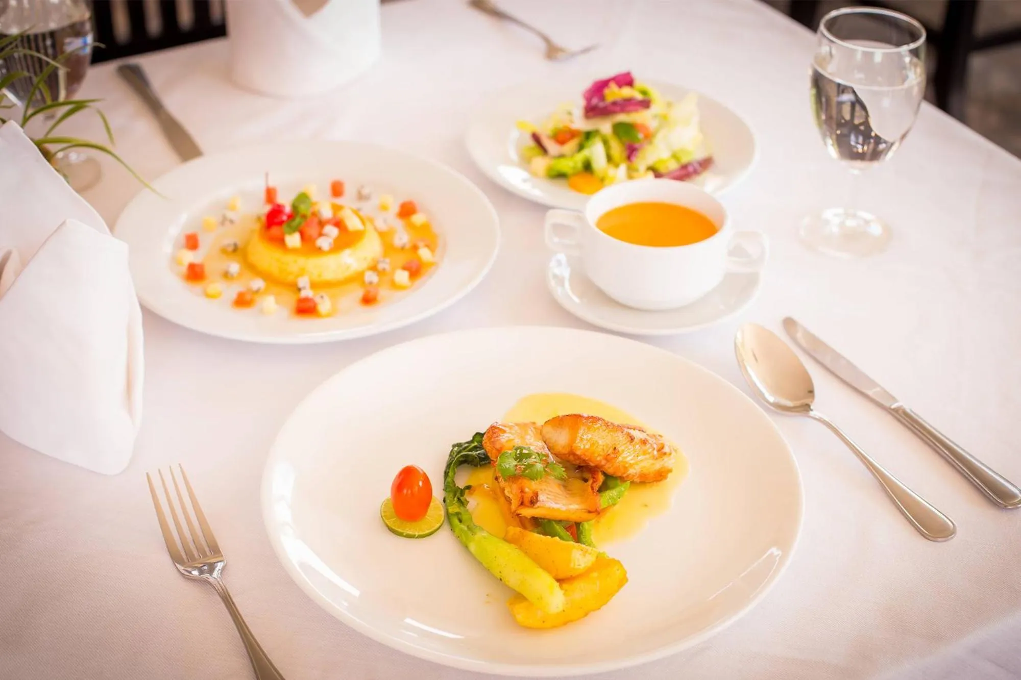 Food in Cheathata CTS Hotel Siem Reap