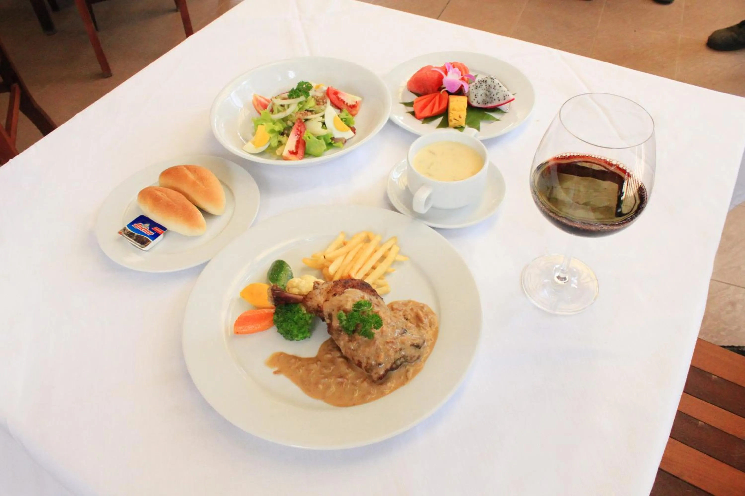 Meals in Cheathata CTS Hotel Siem Reap