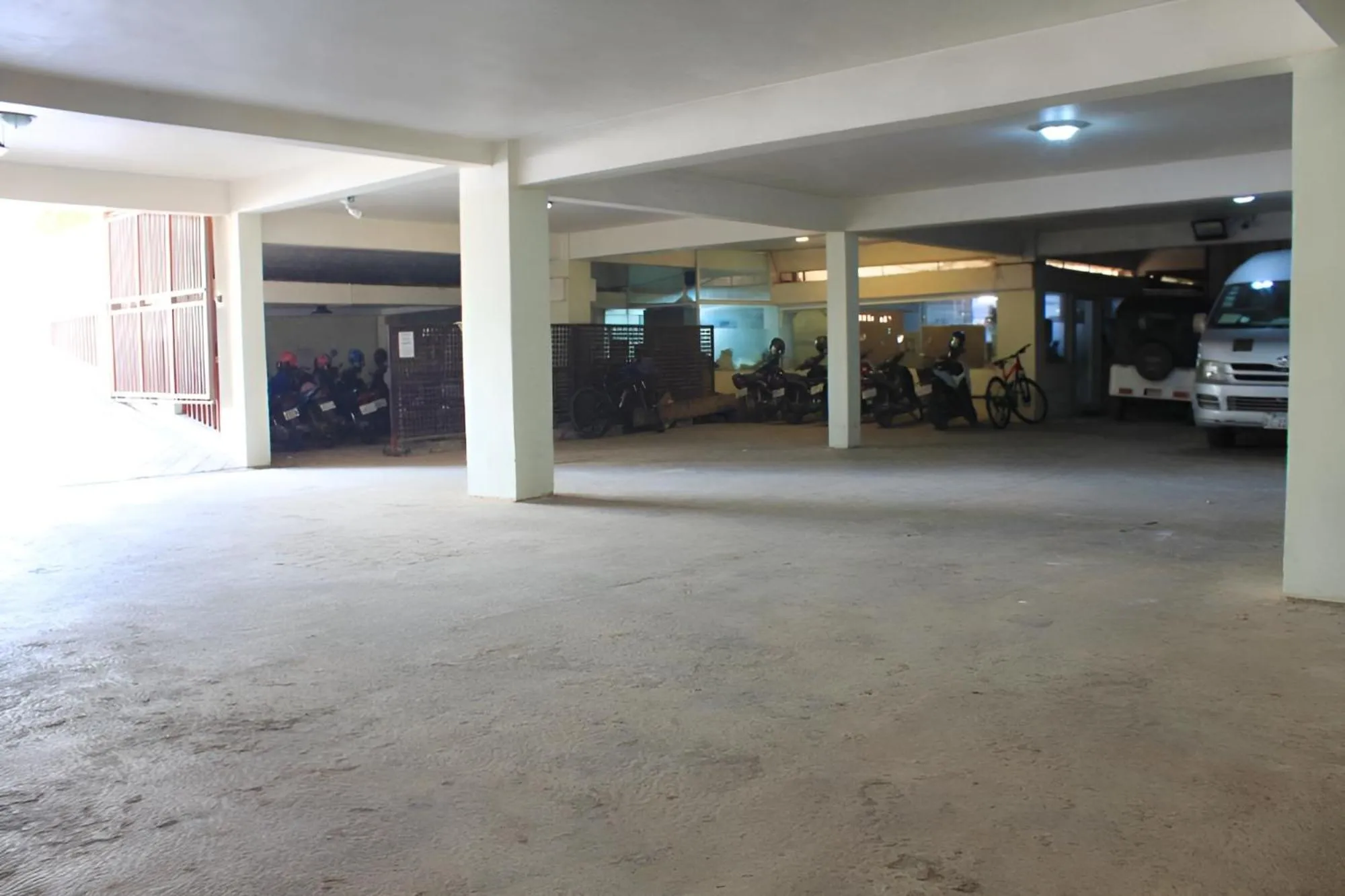 Parking in Cheathata CTS Hotel Siem Reap