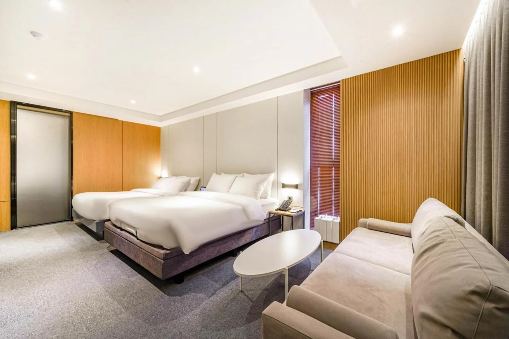 Bedroom, Bed in Haeundae The Van Hotel