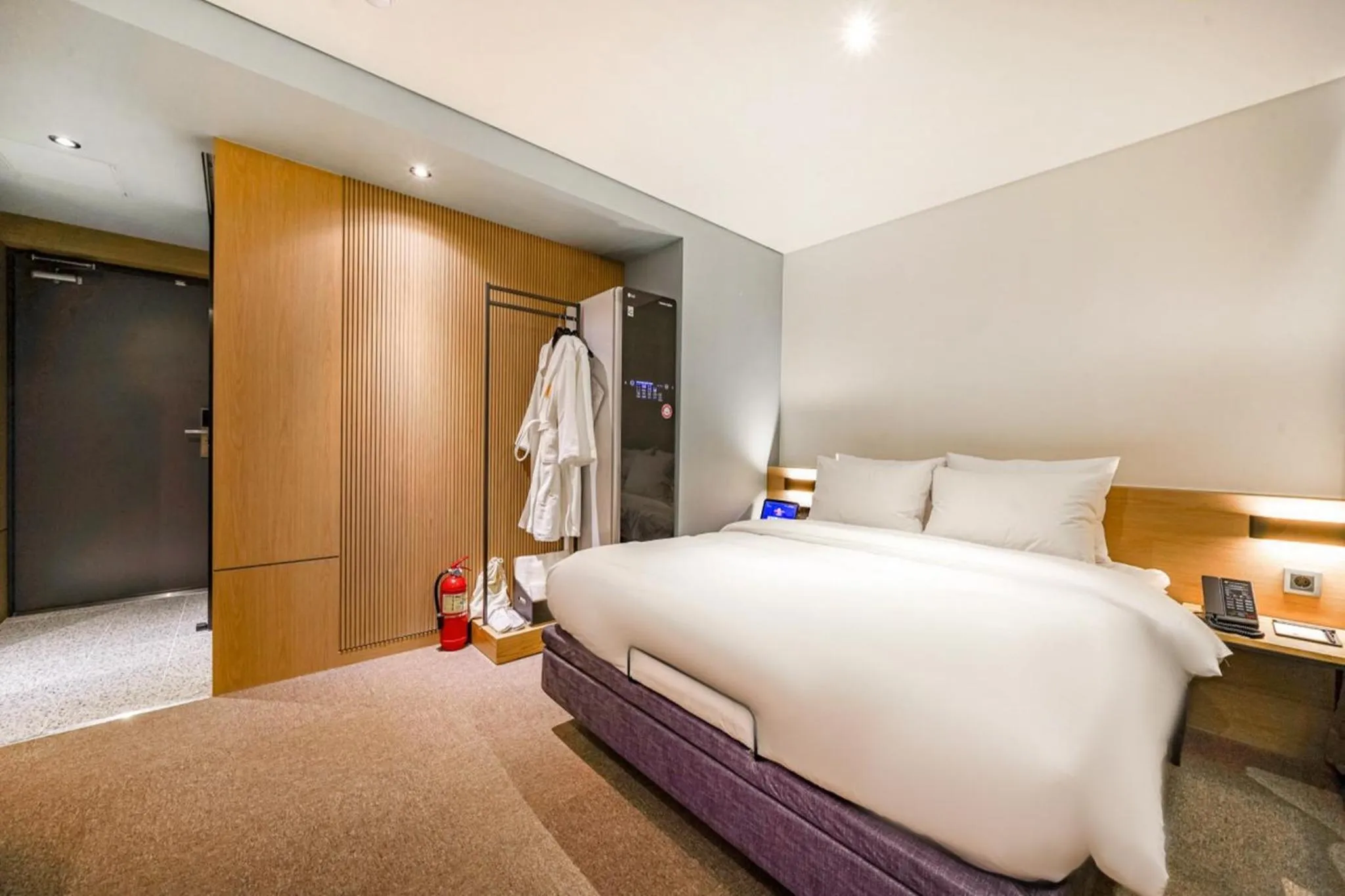 Bedroom, Bed in Haeundae The Van Hotel