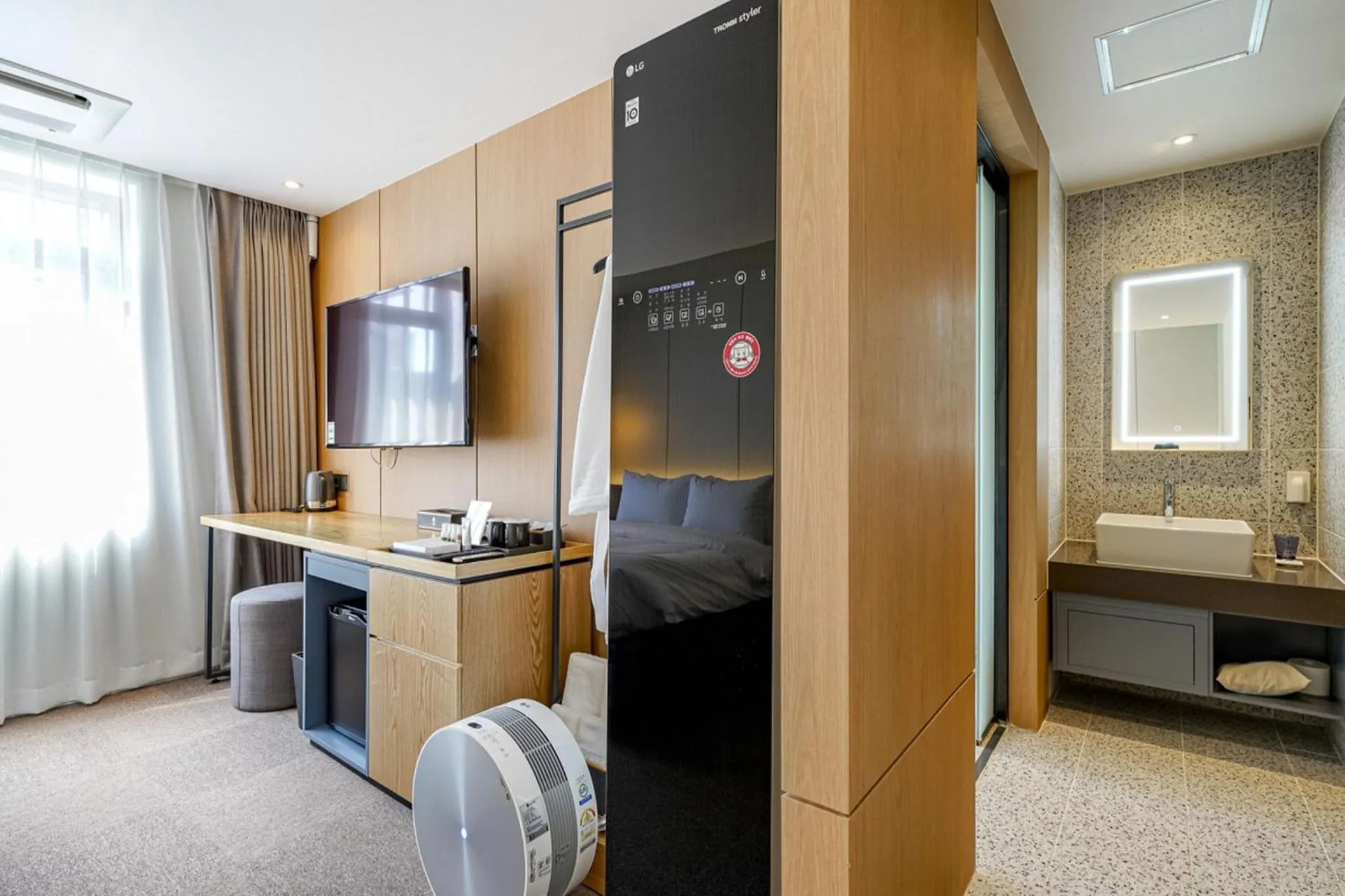 Bedroom in Haeundae The Van Hotel