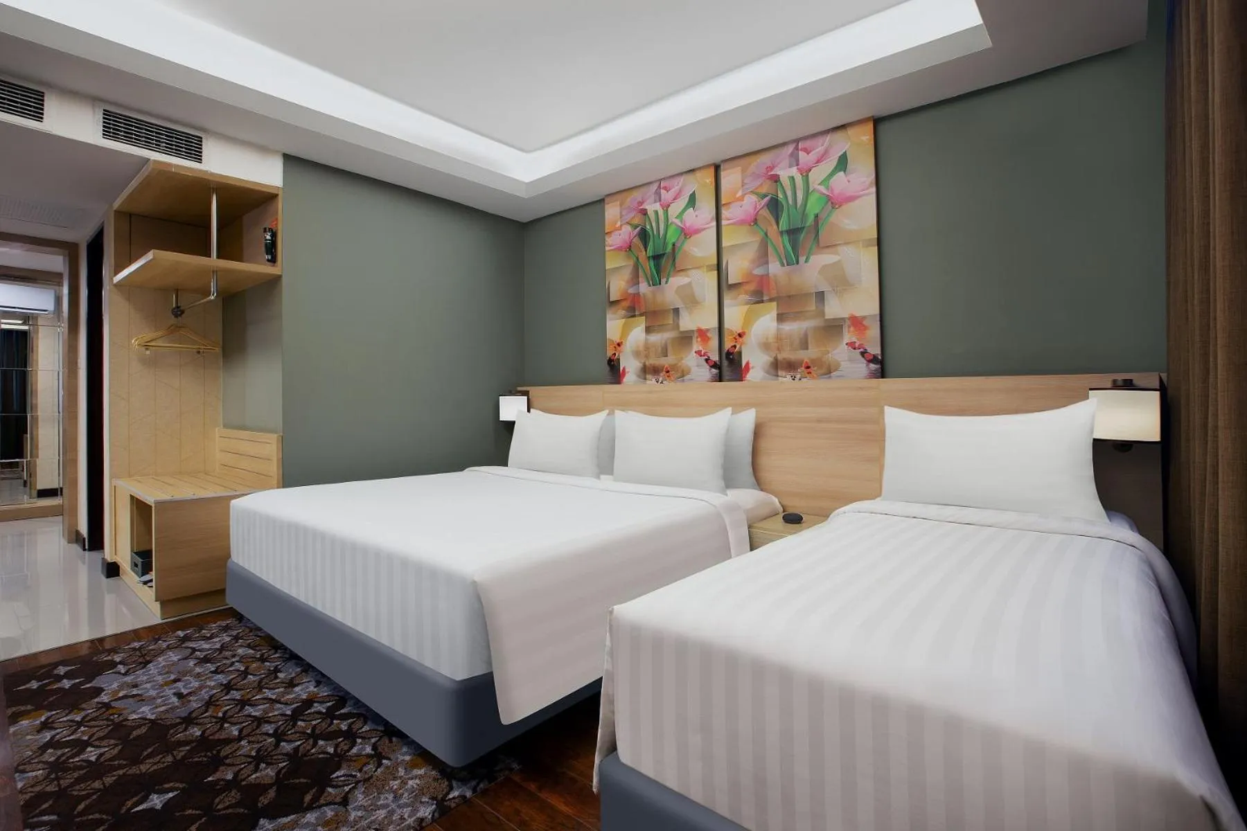 Bedroom, Bed in Harper Malioboro Yogyakarta by ASTON