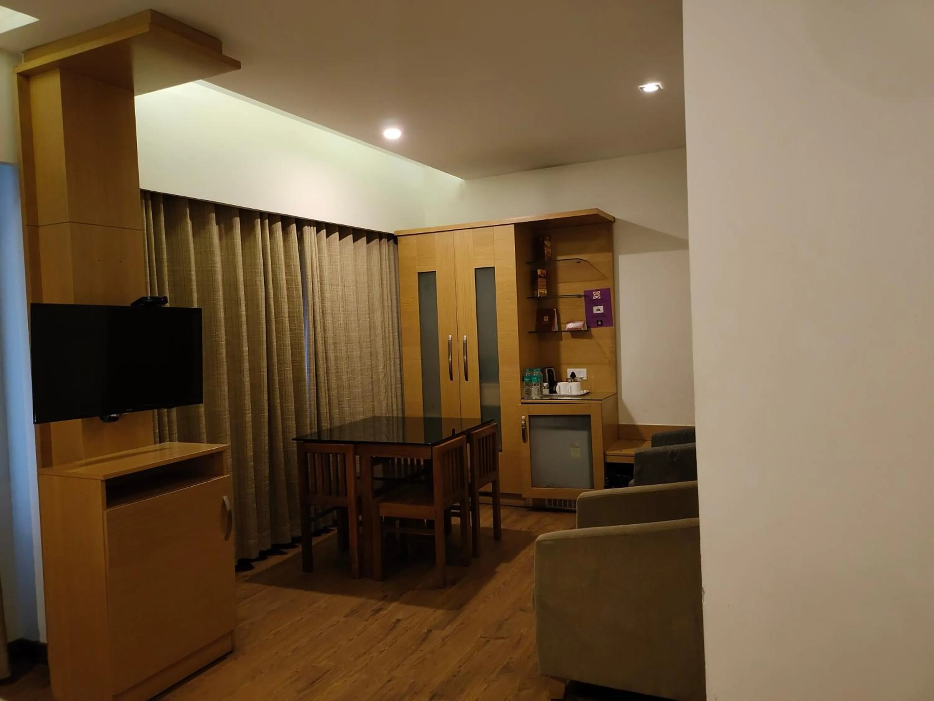 TV and multimedia in Hotel Indriya Wayanad