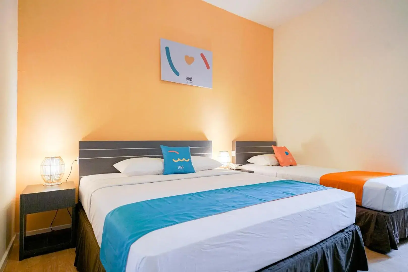 Family Room in Sans Sunset Point Seminyak Family Room in Sans Sunset Point Seminyak