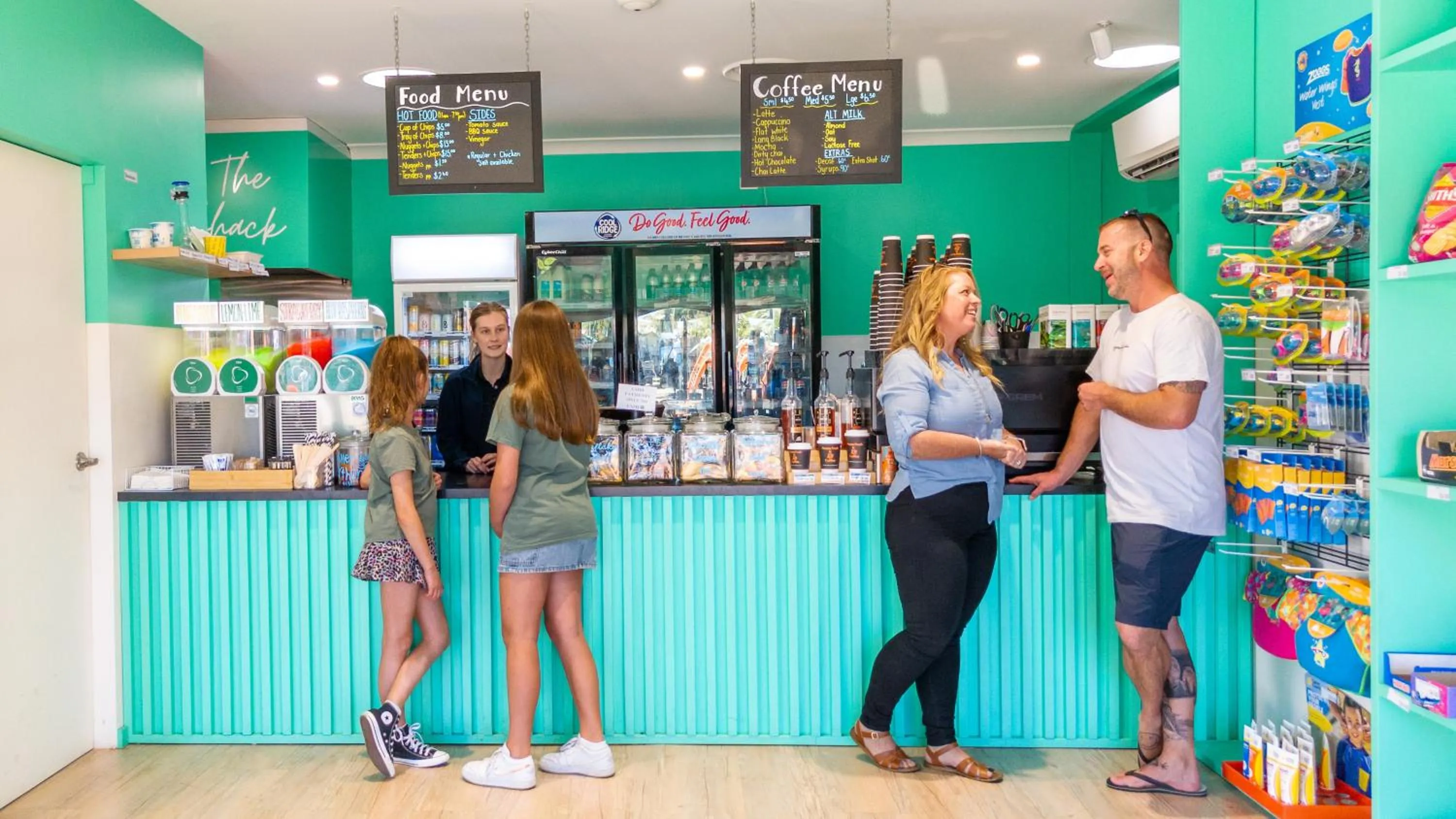 Restaurant/places to eat in Discovery Parks - West Beach Parks