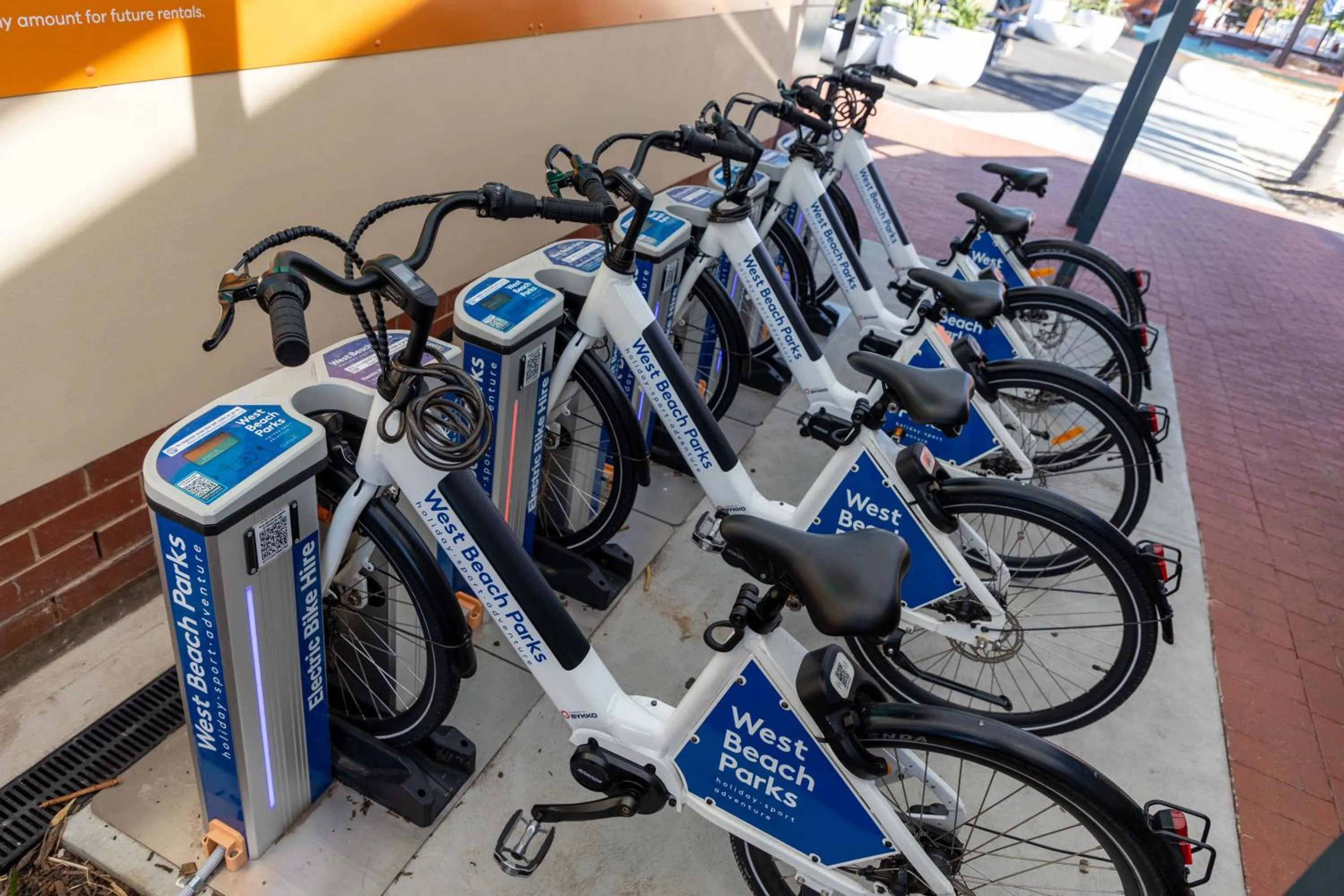 Cycling in Discovery Parks - West Beach Parks