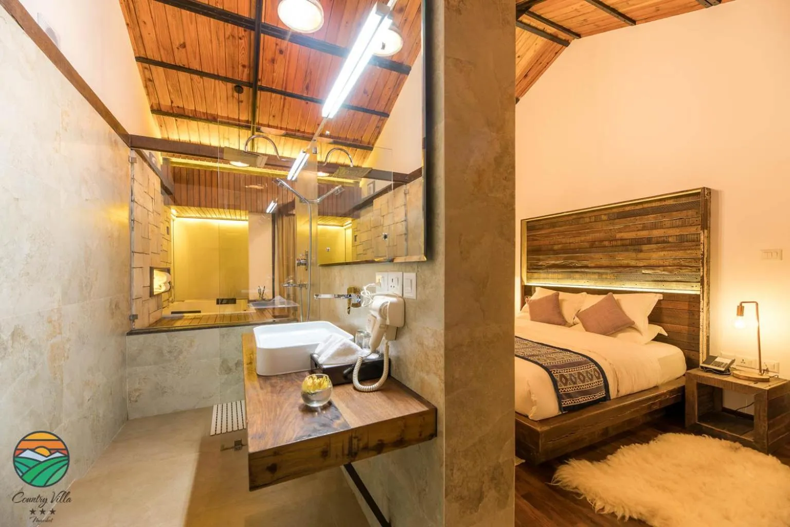 Hot Tub, Bed in Hotel Country Villa