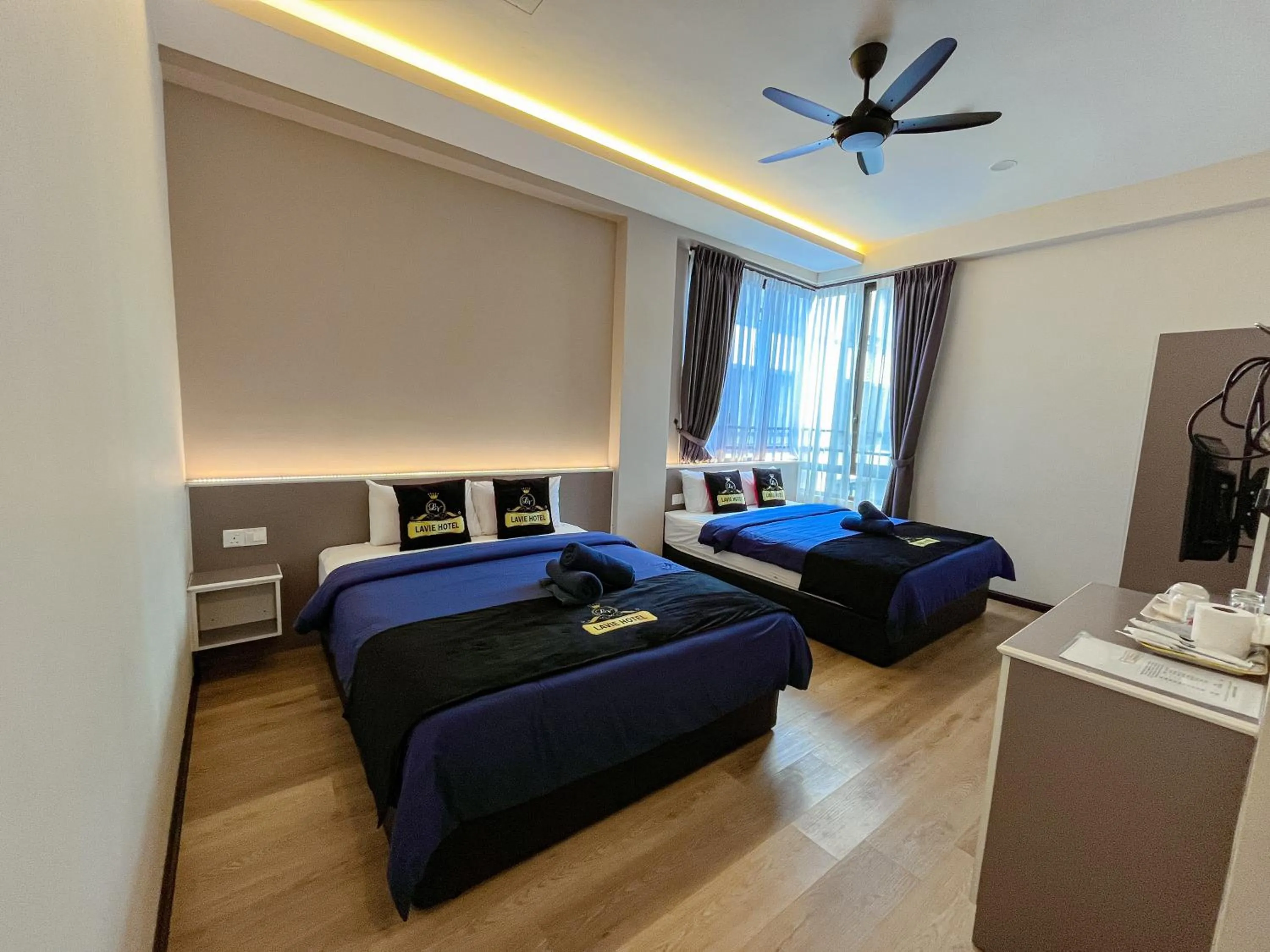 Bedroom, Bed in Hotel Lavie at Centrum