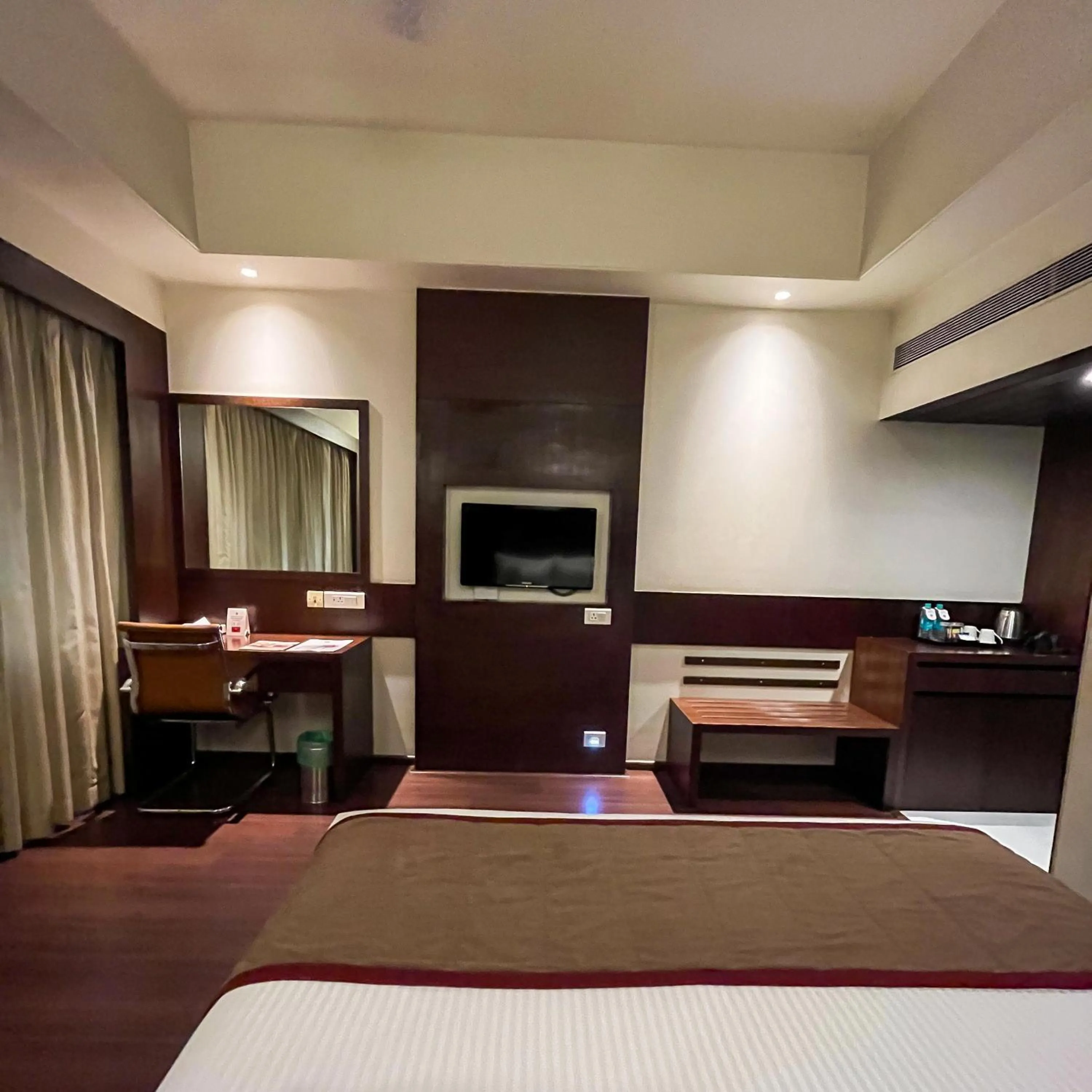 TV and multimedia, Bed in Ramee Panchshil