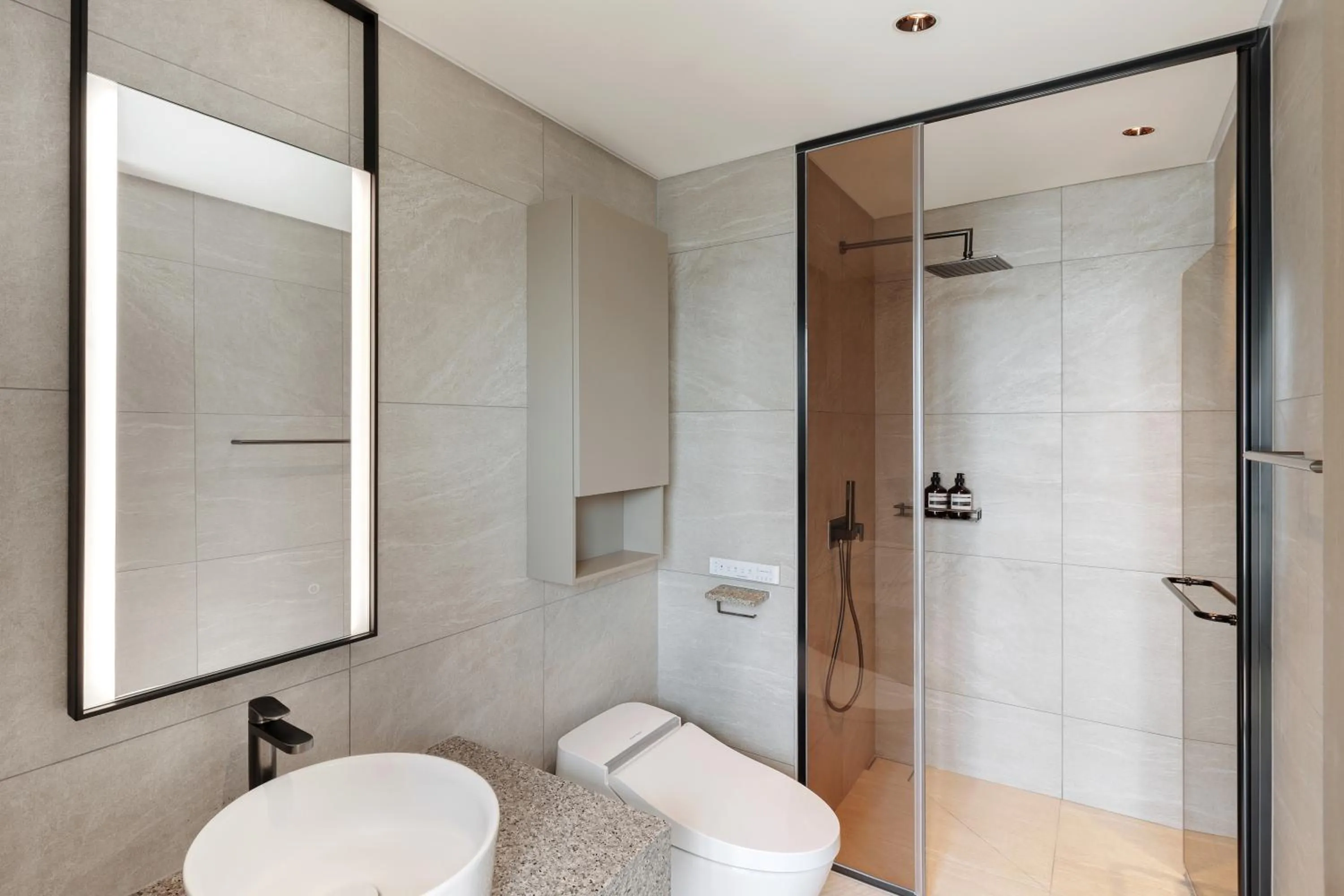 Shower in NewCZ Haeundae Residence