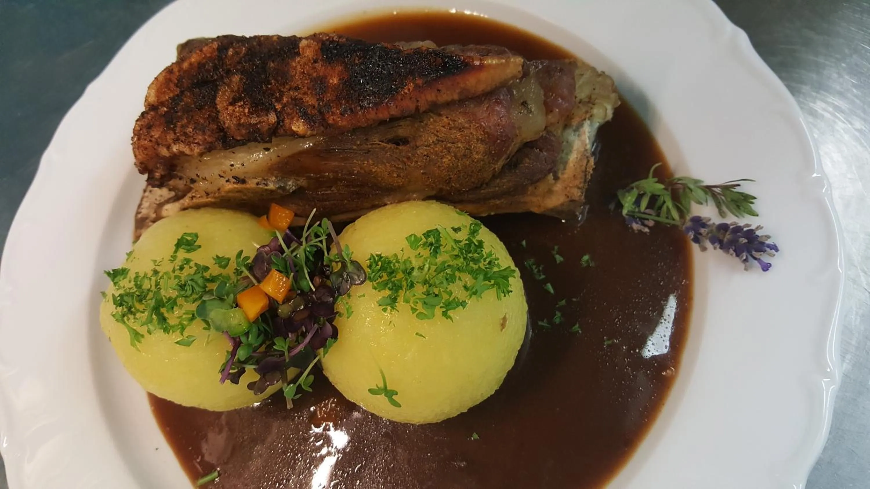 Restaurant/places to eat in Landhaus Oberaurach