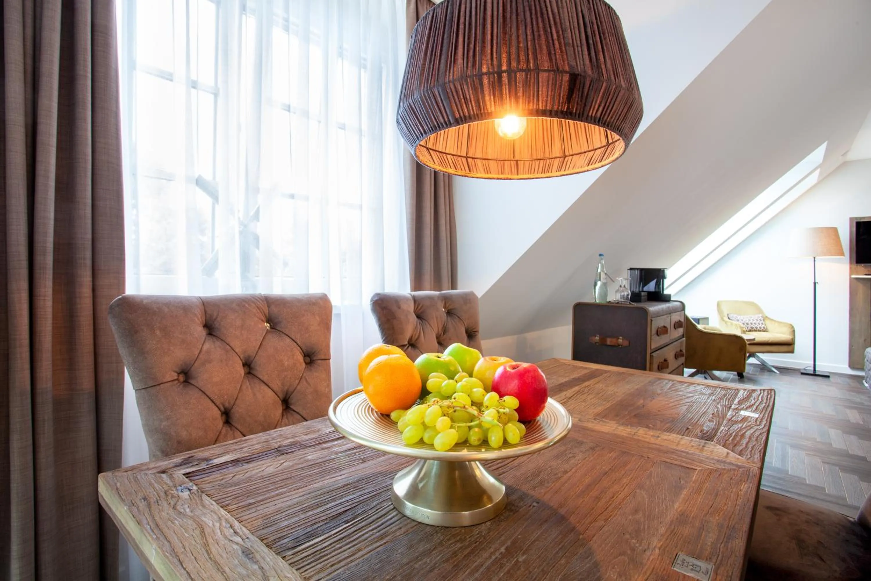 Seating area in Hotel Achterum Greetsiel