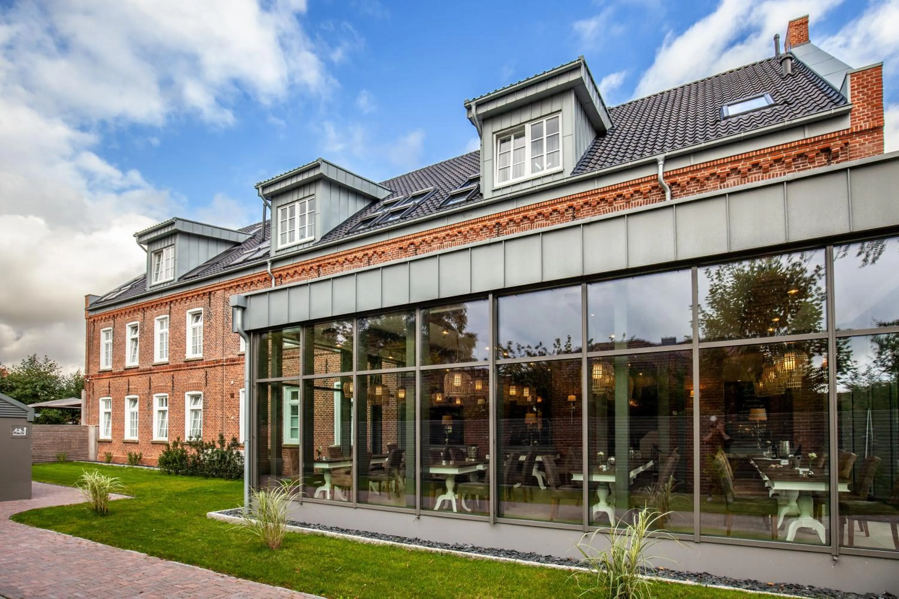 Property building in Hotel Achterum Greetsiel