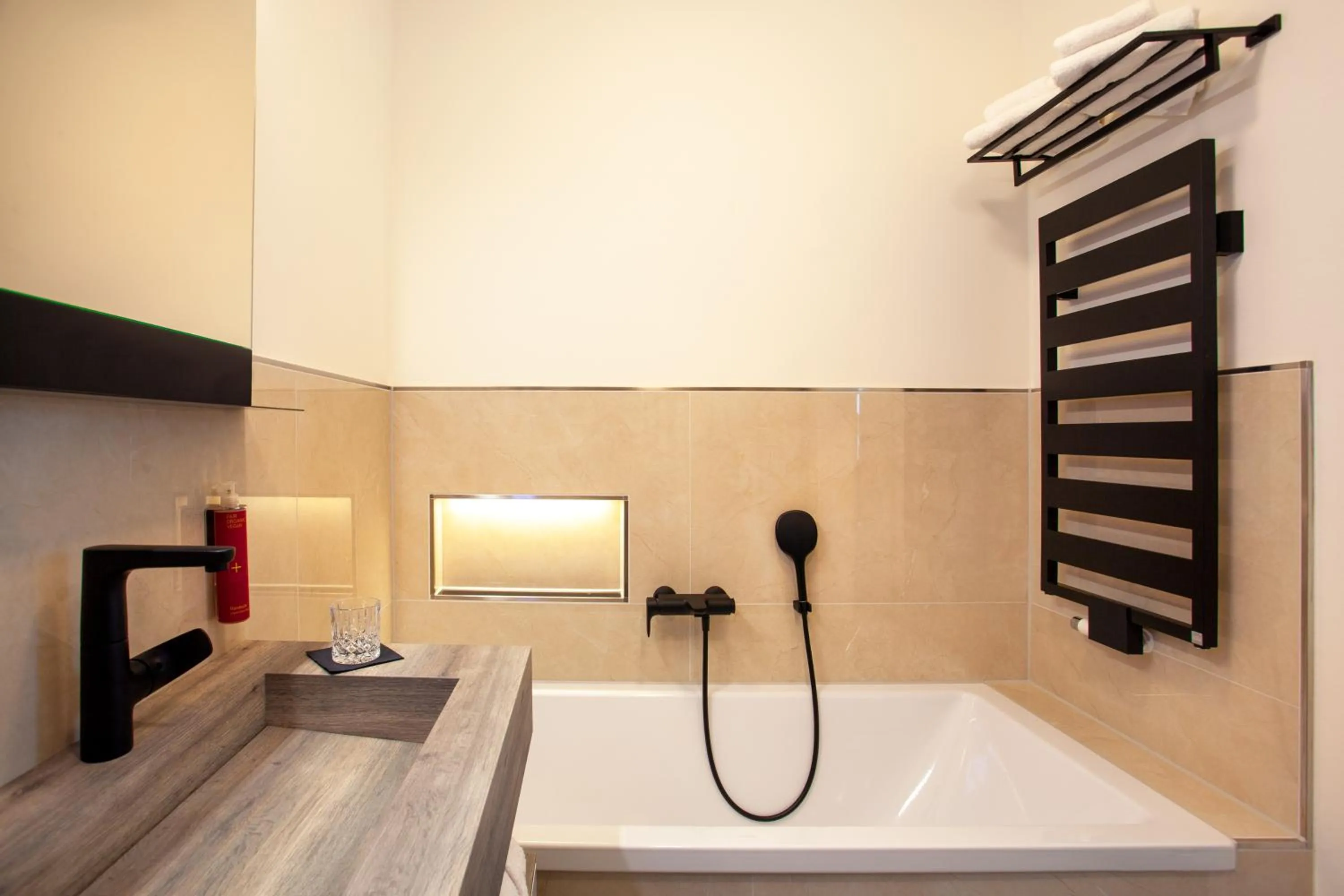 Bathroom in Hotel Achterum Greetsiel