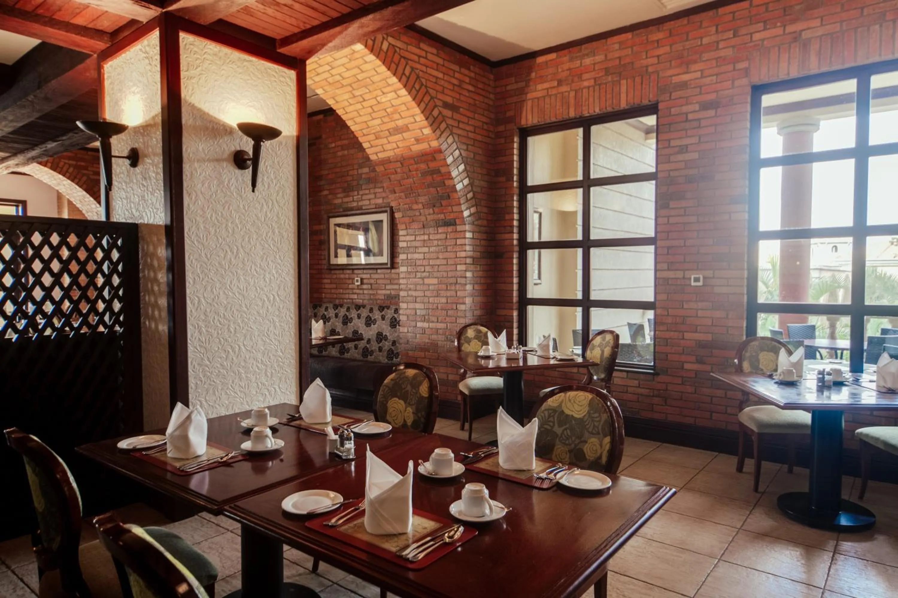 Restaurant/places to eat in Lake Victoria Serena Golf Resort & Spa