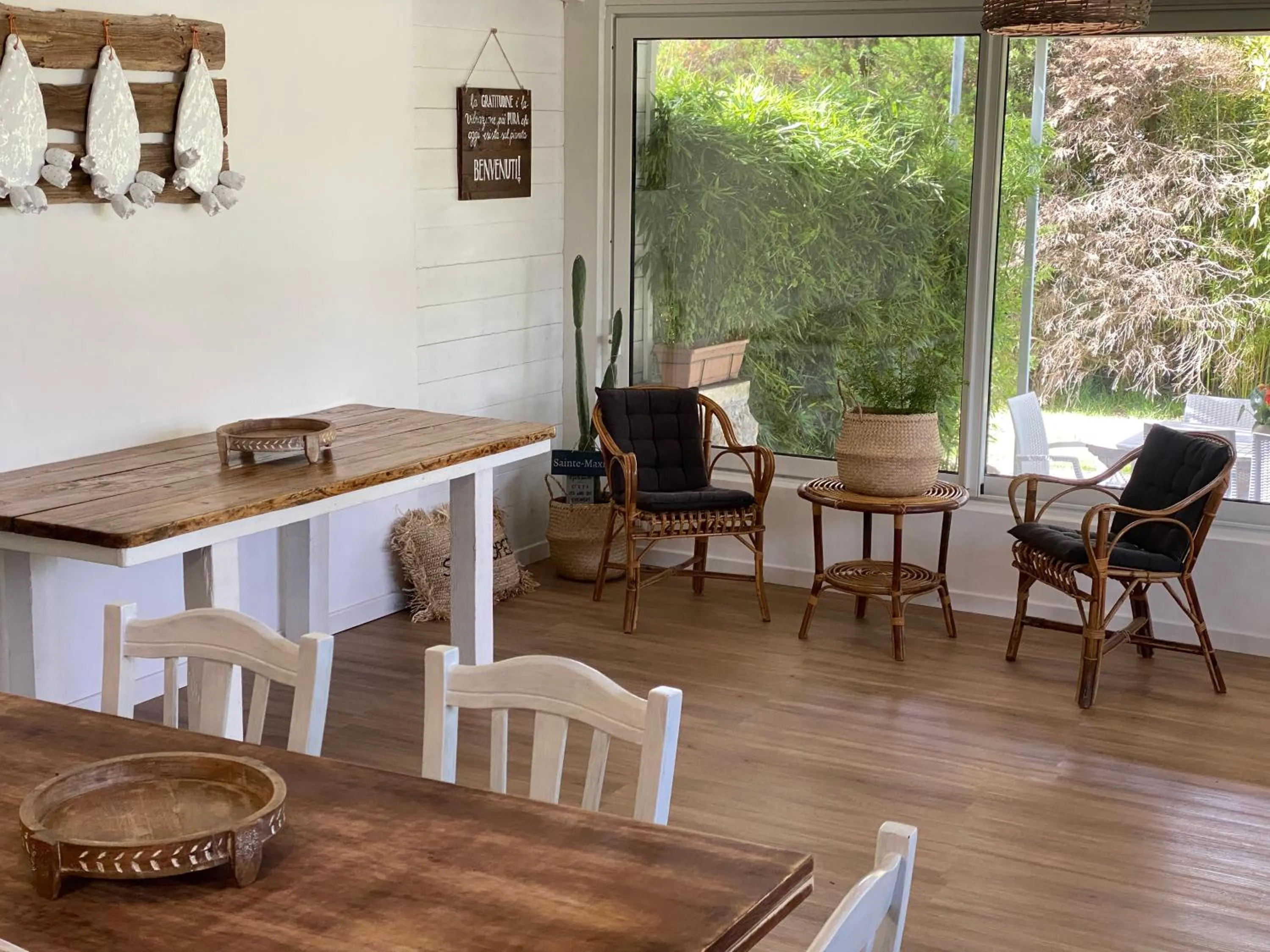 Dining area in B&B Tenuta la Cornula