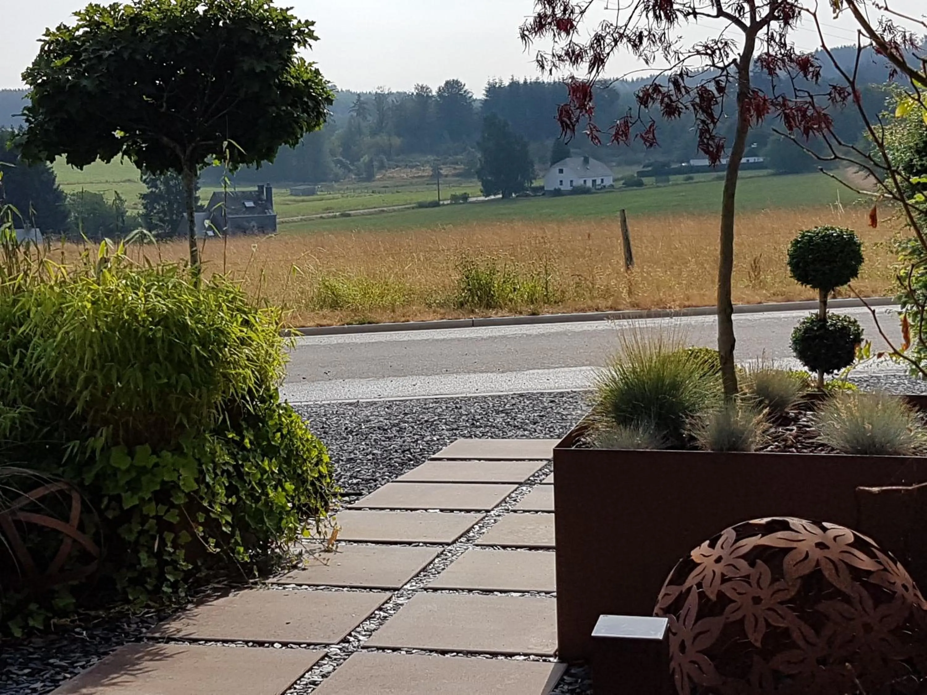 Facade/entrance in B&B La Chabetaine