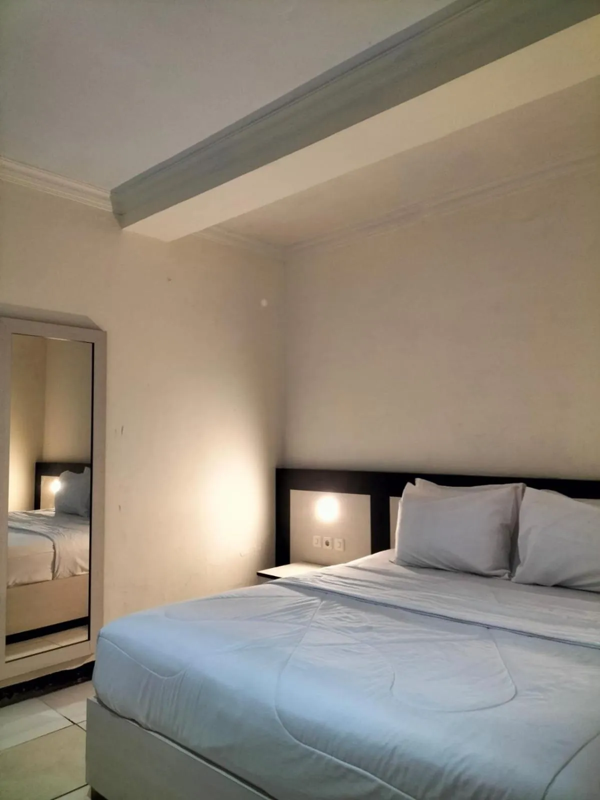 Bedroom, Bed in Hotel Kudus Permata