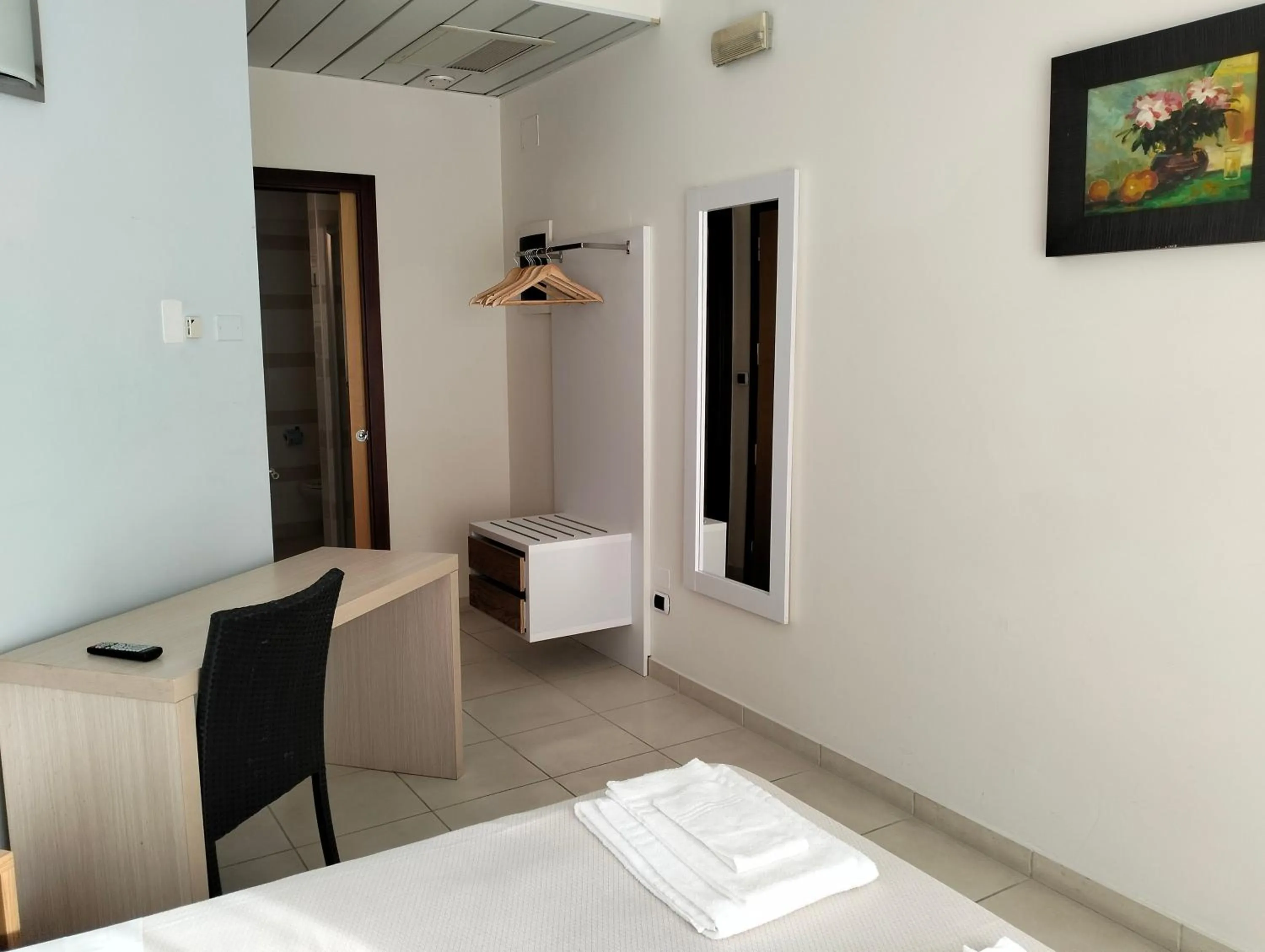 Bedroom, Bed in Hotel Riviera