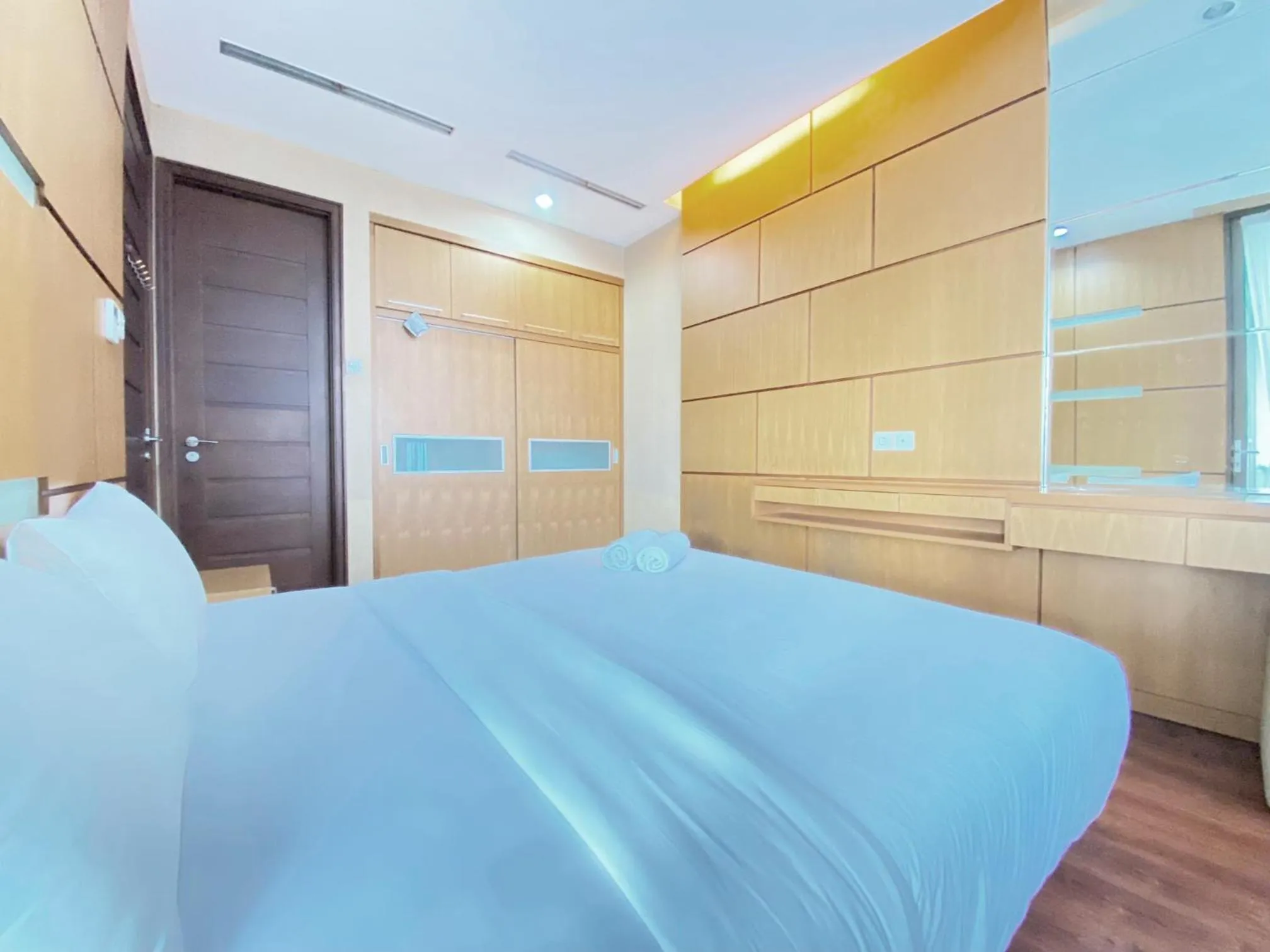 Bed in Spacious 2BR at Dago Butik Apartment By Travelio