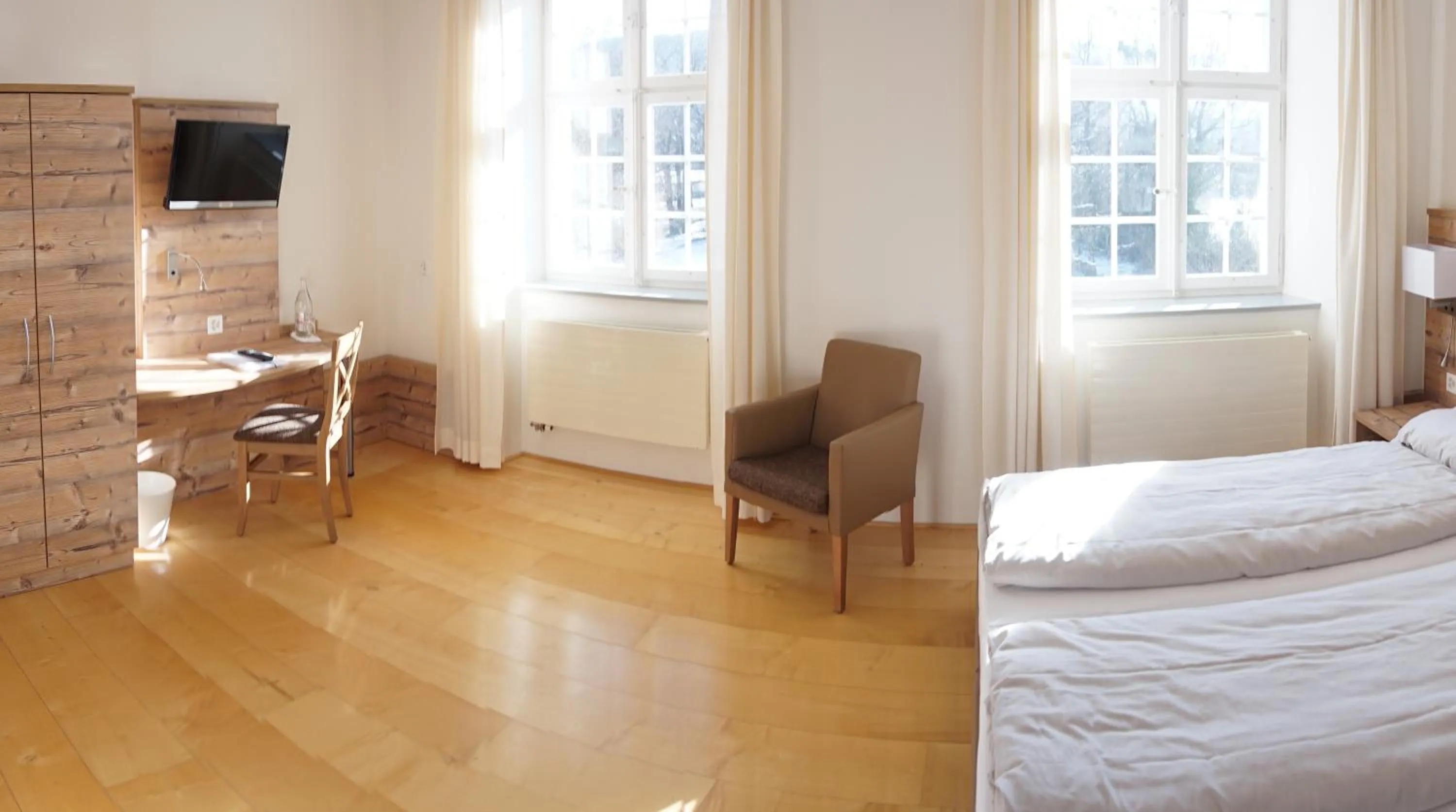 Bed in Klosterhotel Kreuz