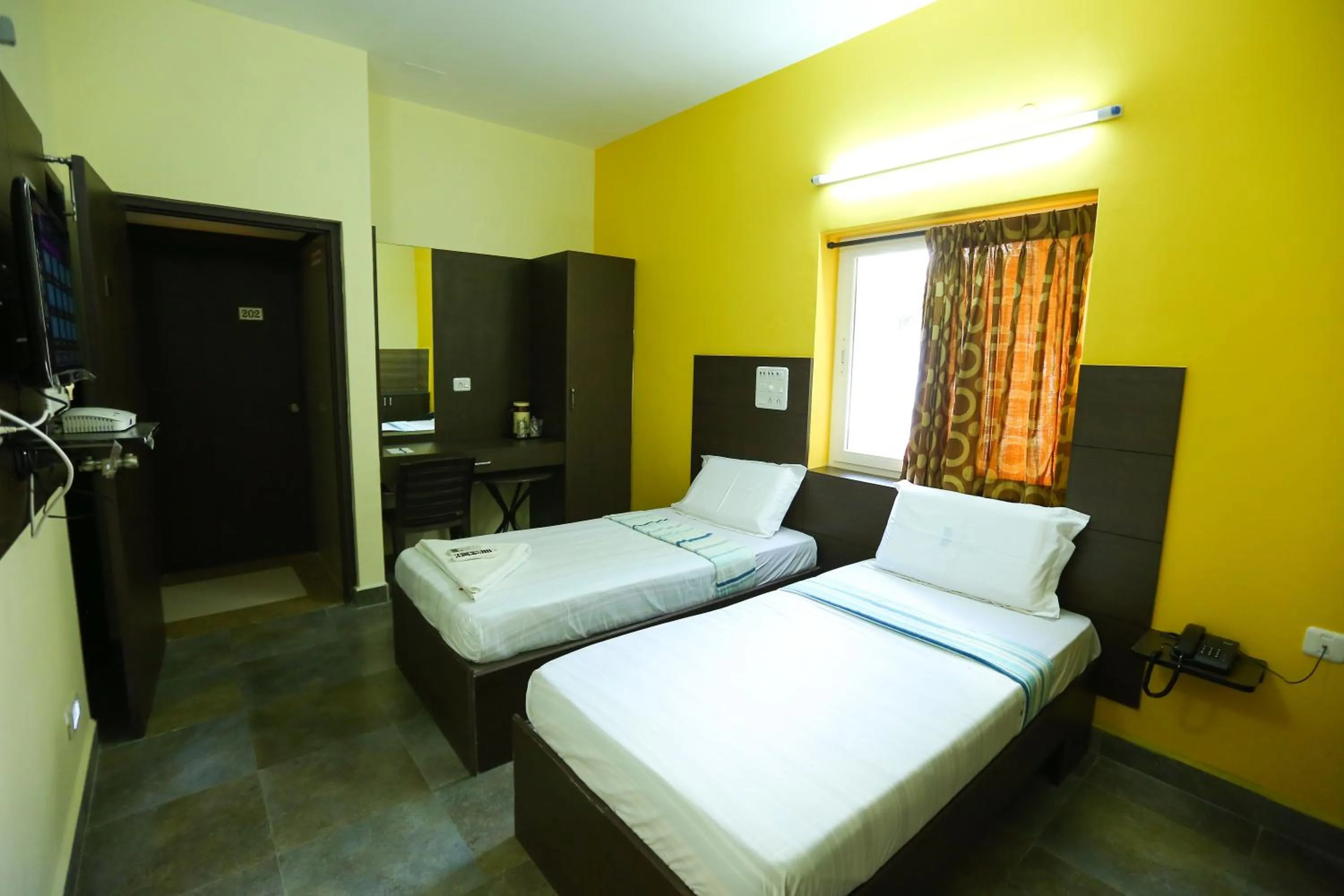 Bedroom, Bed in Season 4 Residences -Thiruvanmiyur Near Tidel park Apollo Proton cancer center and IIT Madras Research Park